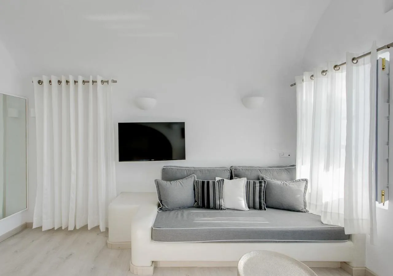 Bed in Dana Villas & Infinity Suites