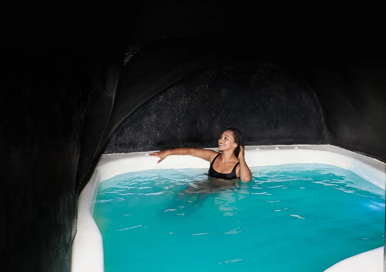 Swimming pool in Dana Villas & Infinity Suites