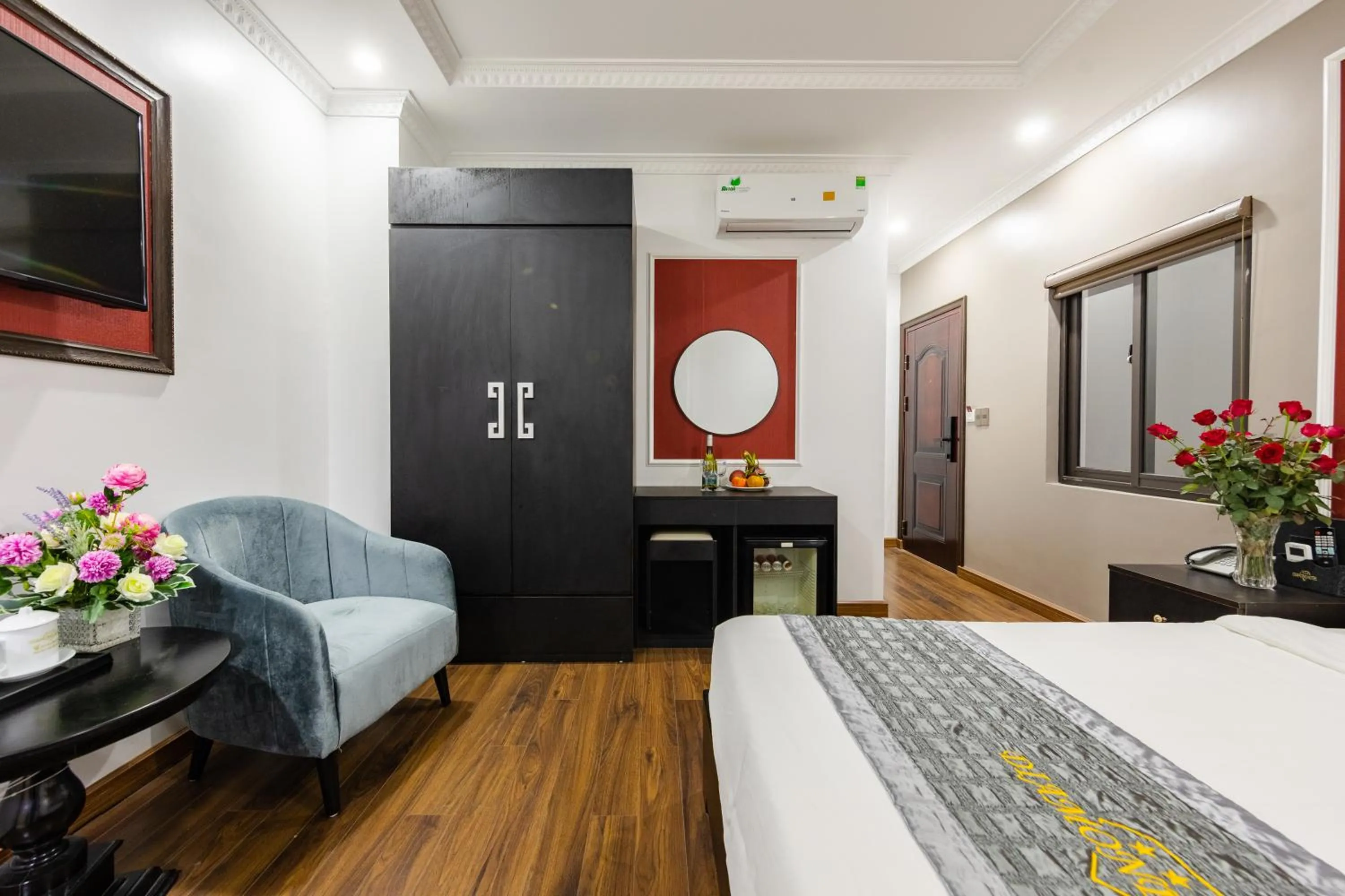 Bed in Diamond Hotel