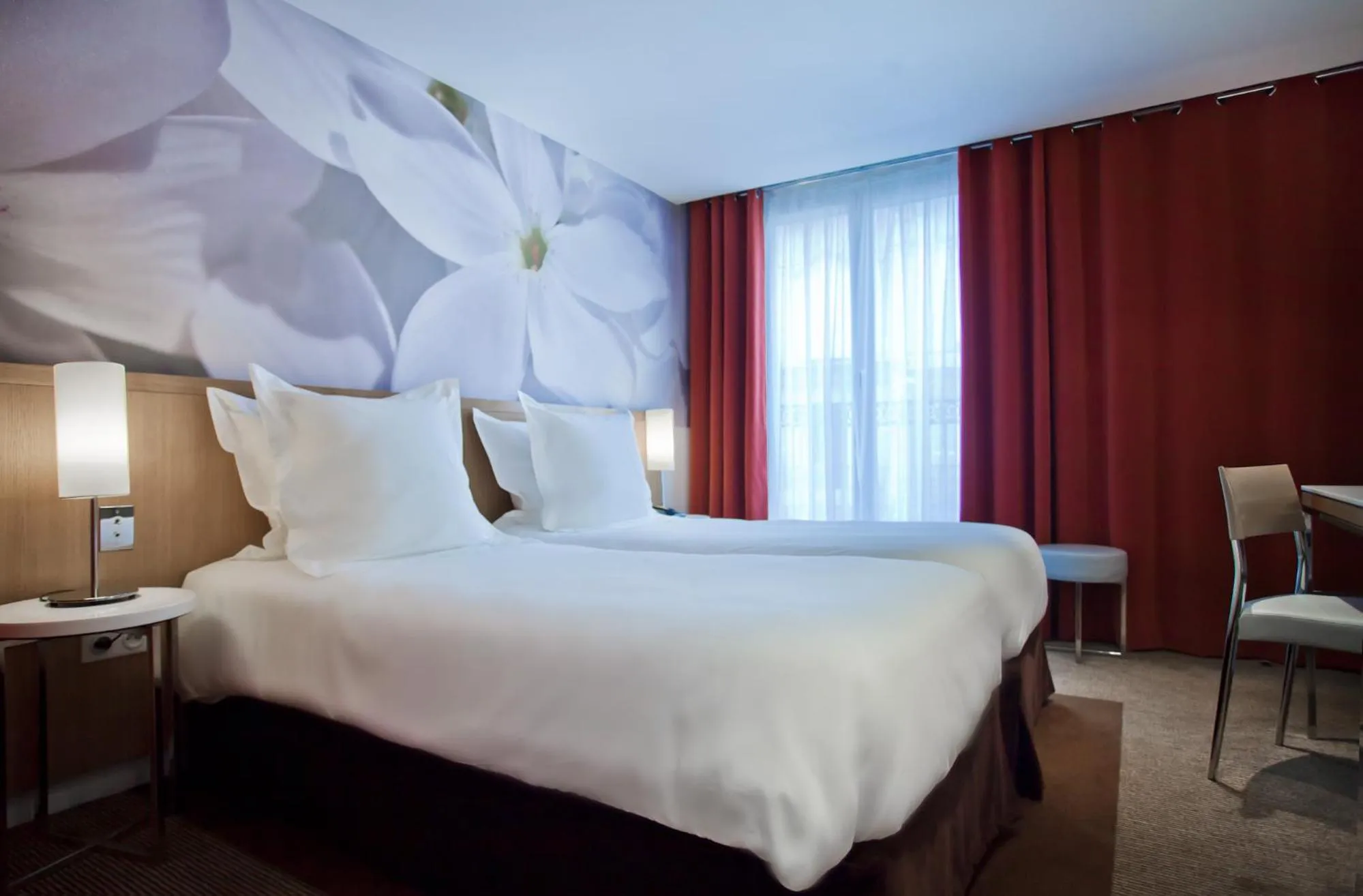 Photo of the whole room, Bed in Hôtel Albe Saint Michel