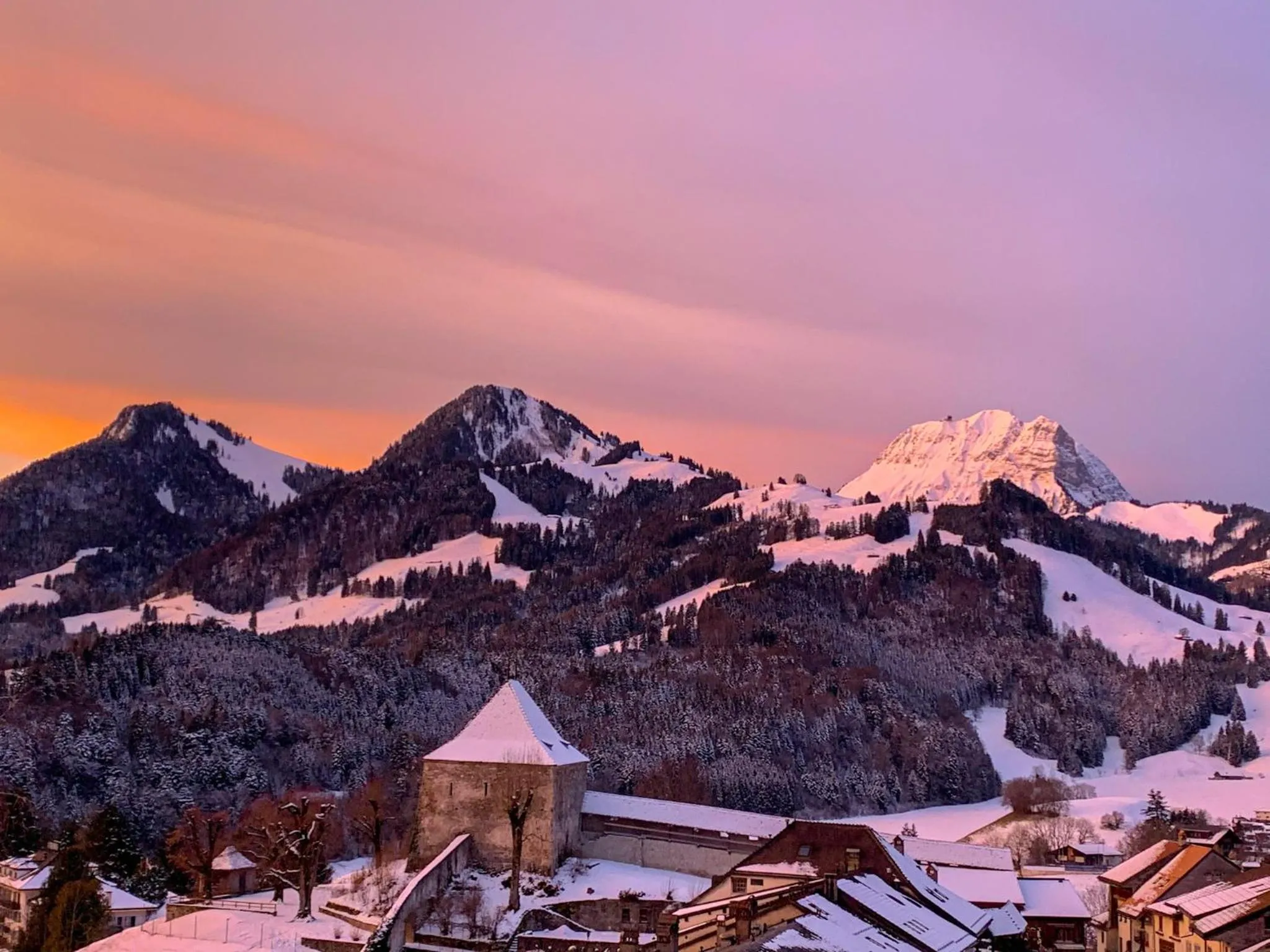 Neighbourhood in Au soleil de Gruyères chez Chantal