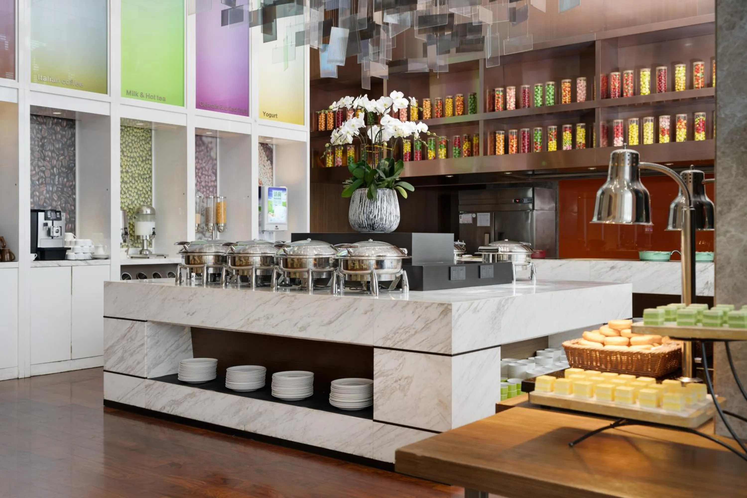 Restaurant/places to eat in Hampton by Hilton Nanning Jiangnan