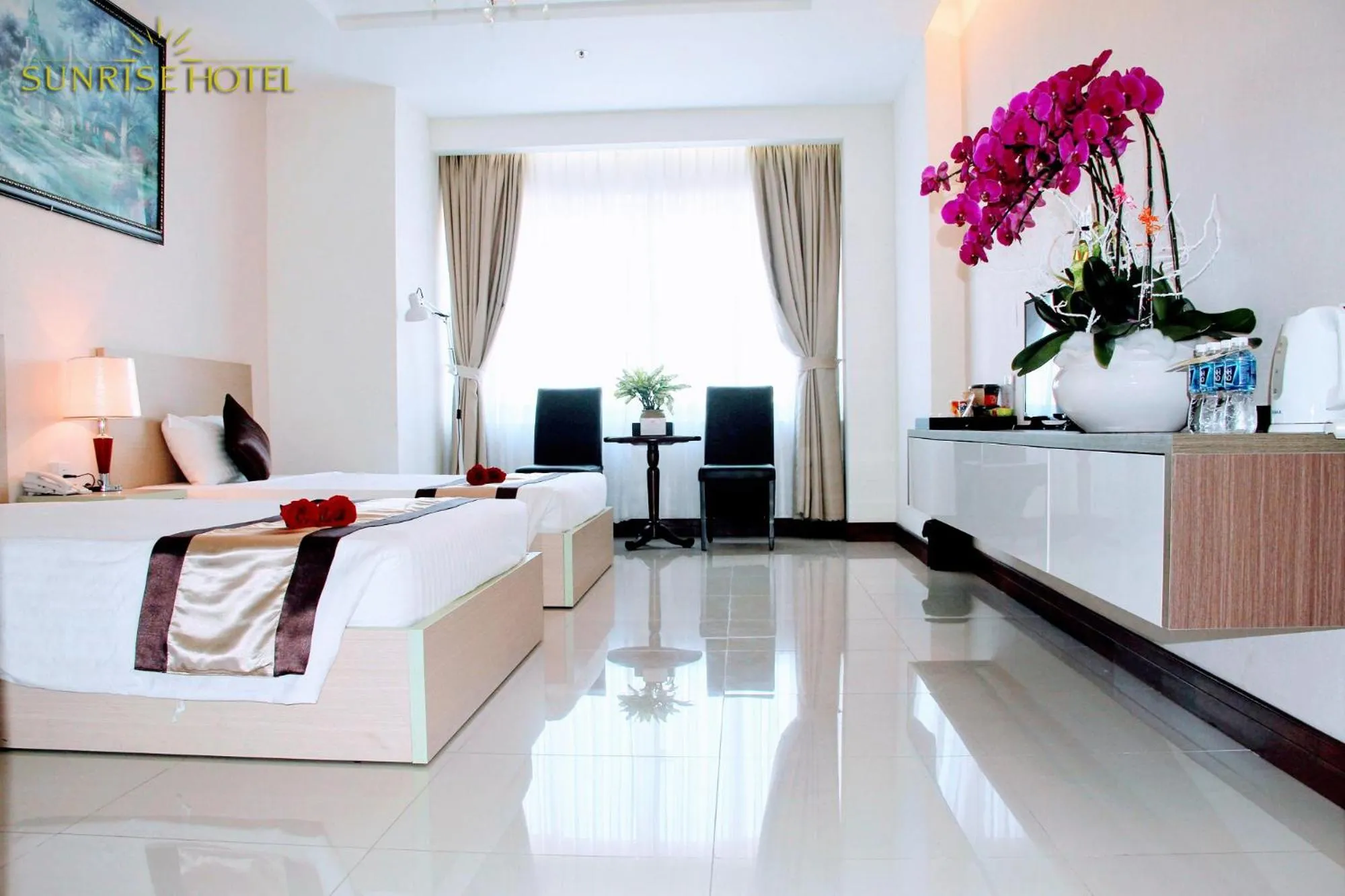 Bed in Sunrise Hotel