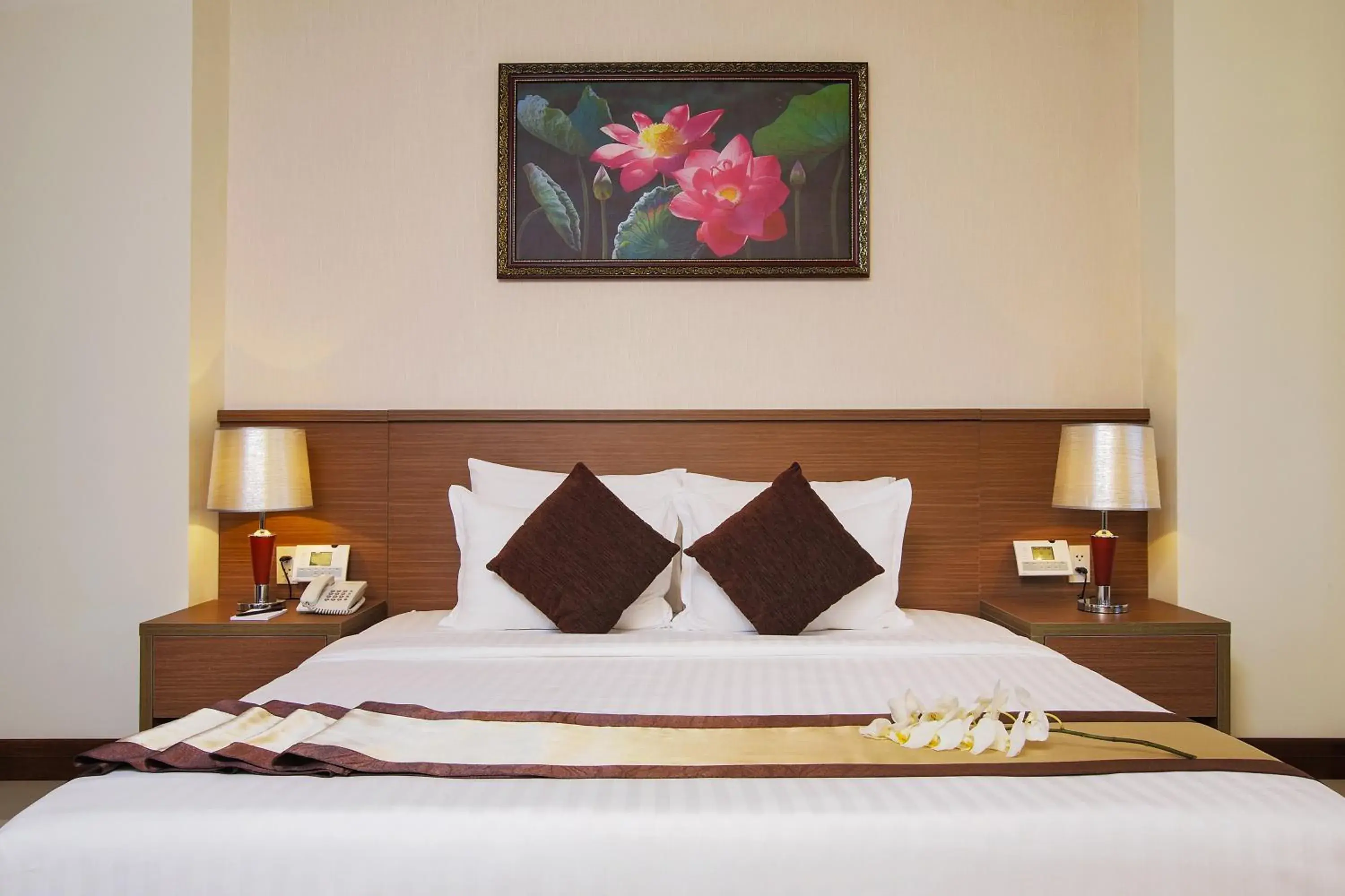 King Suite in Sunrise Hotel King Suite in Sunrise Hotel