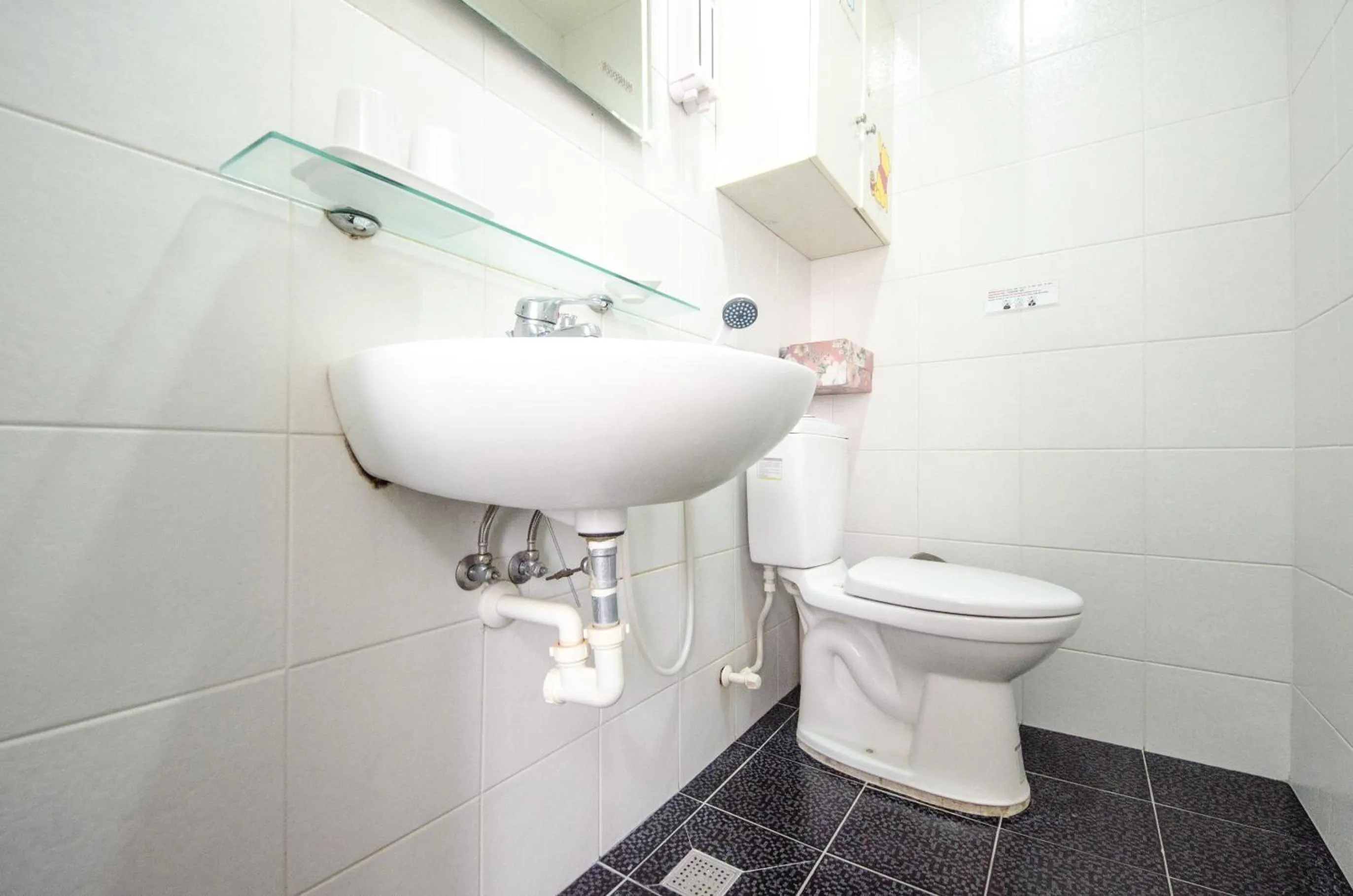 Toilet in Tainan Travel Inn - ChengGong Univ.