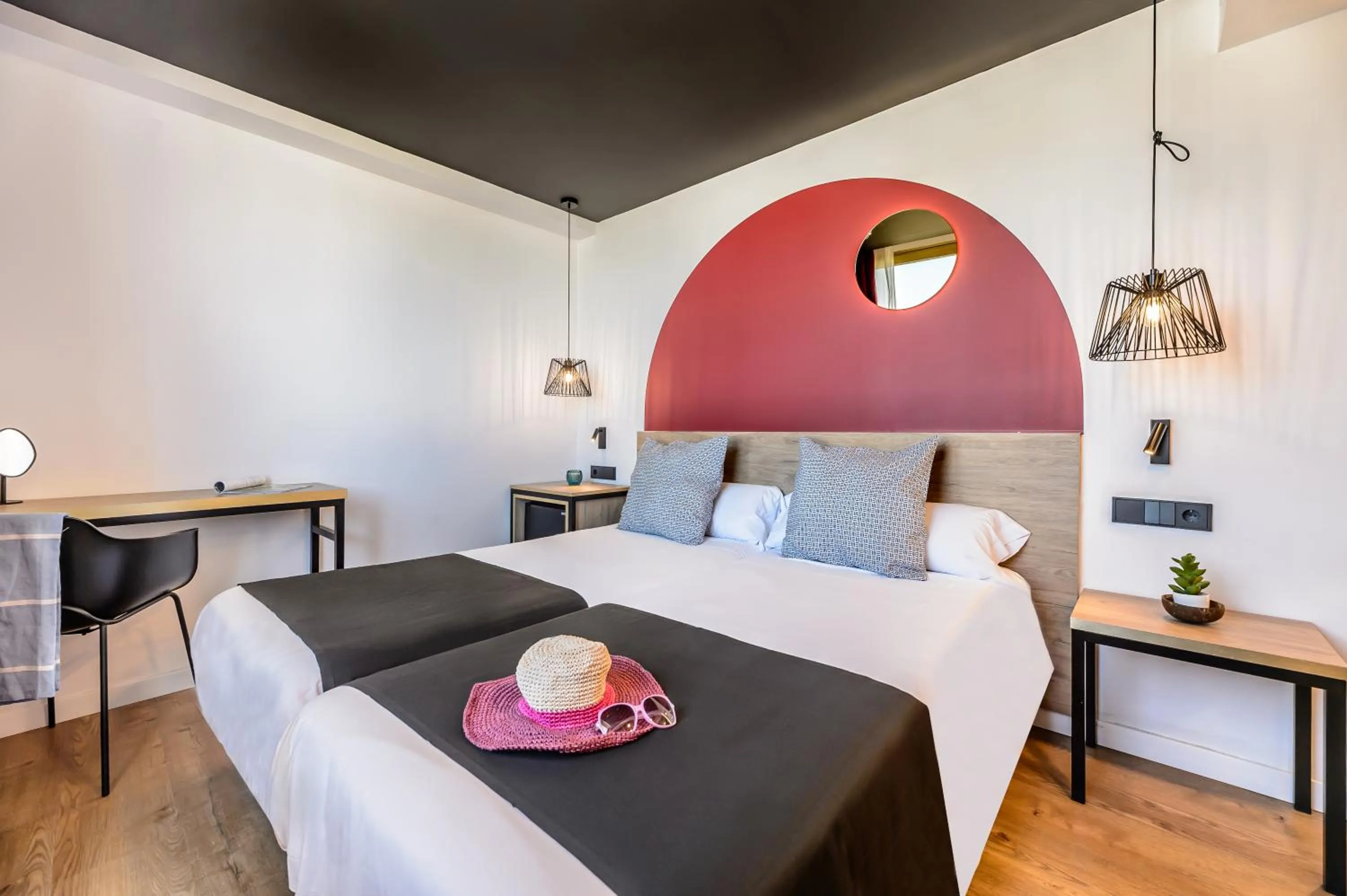 Bed in Hotel Vibra District - Adults Only