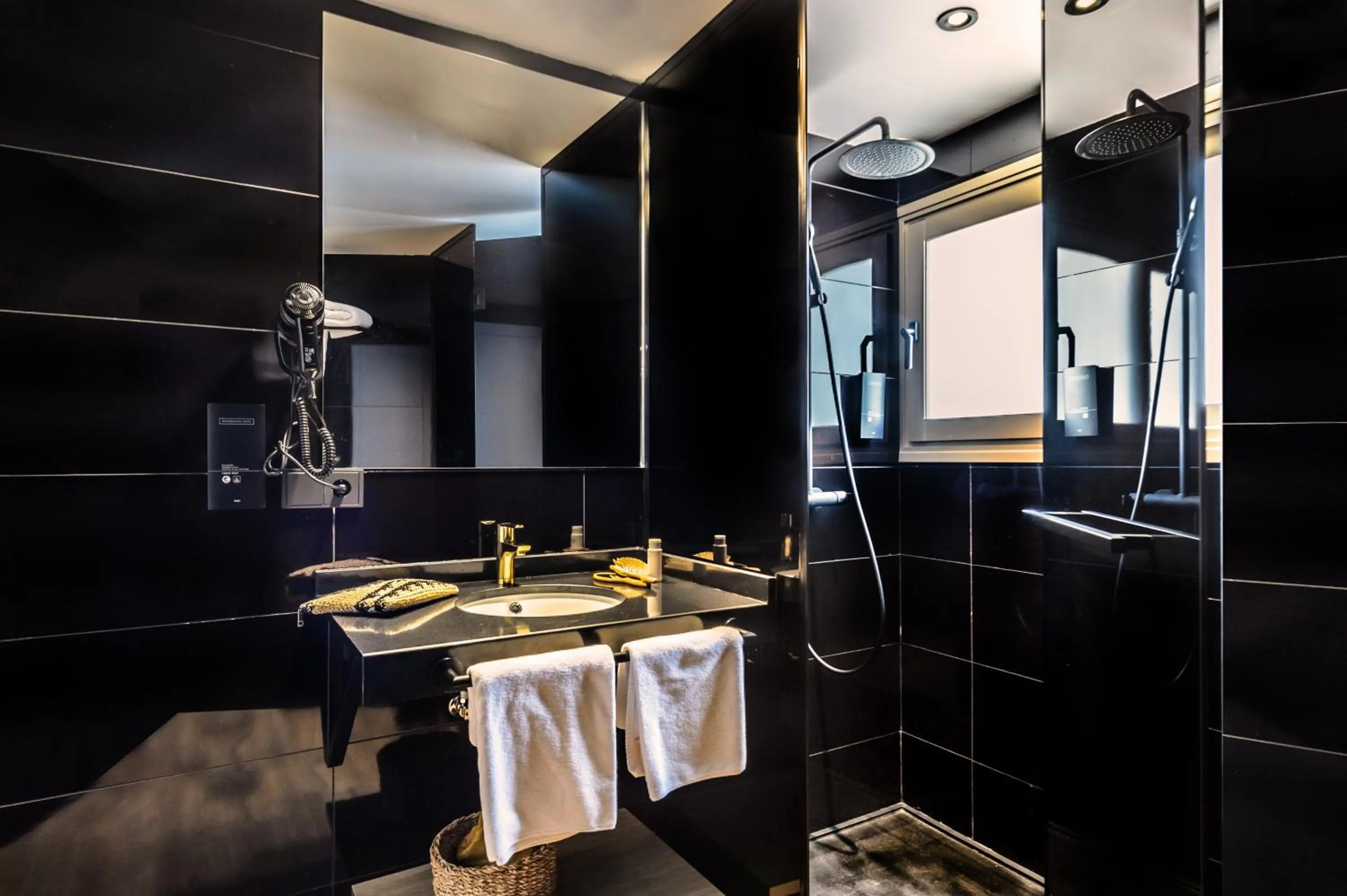 Bathroom in Hotel Vibra District - Adults Only