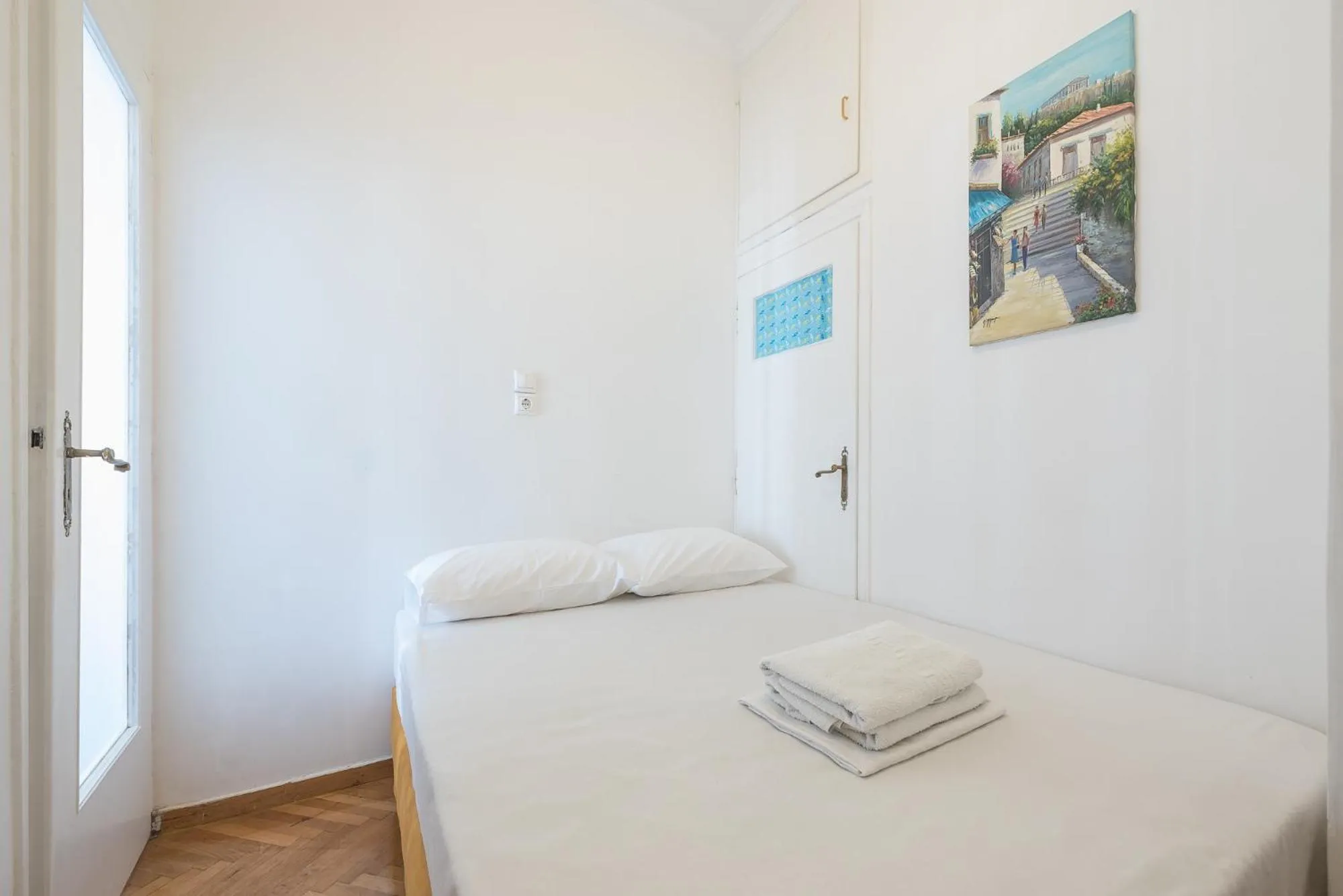 Bed in Victoria Sun Apartments