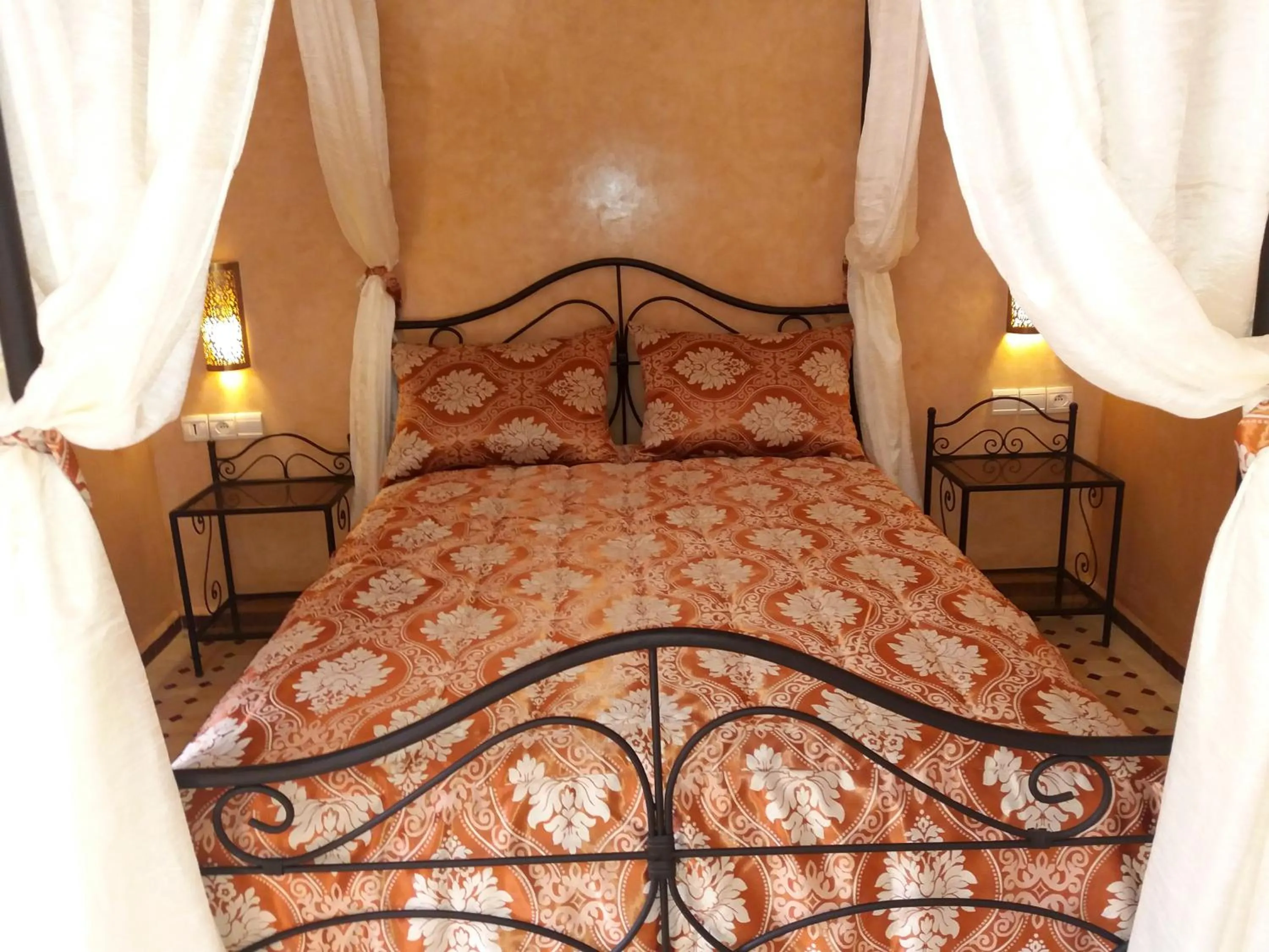 Bed in Riad Dar Saidi