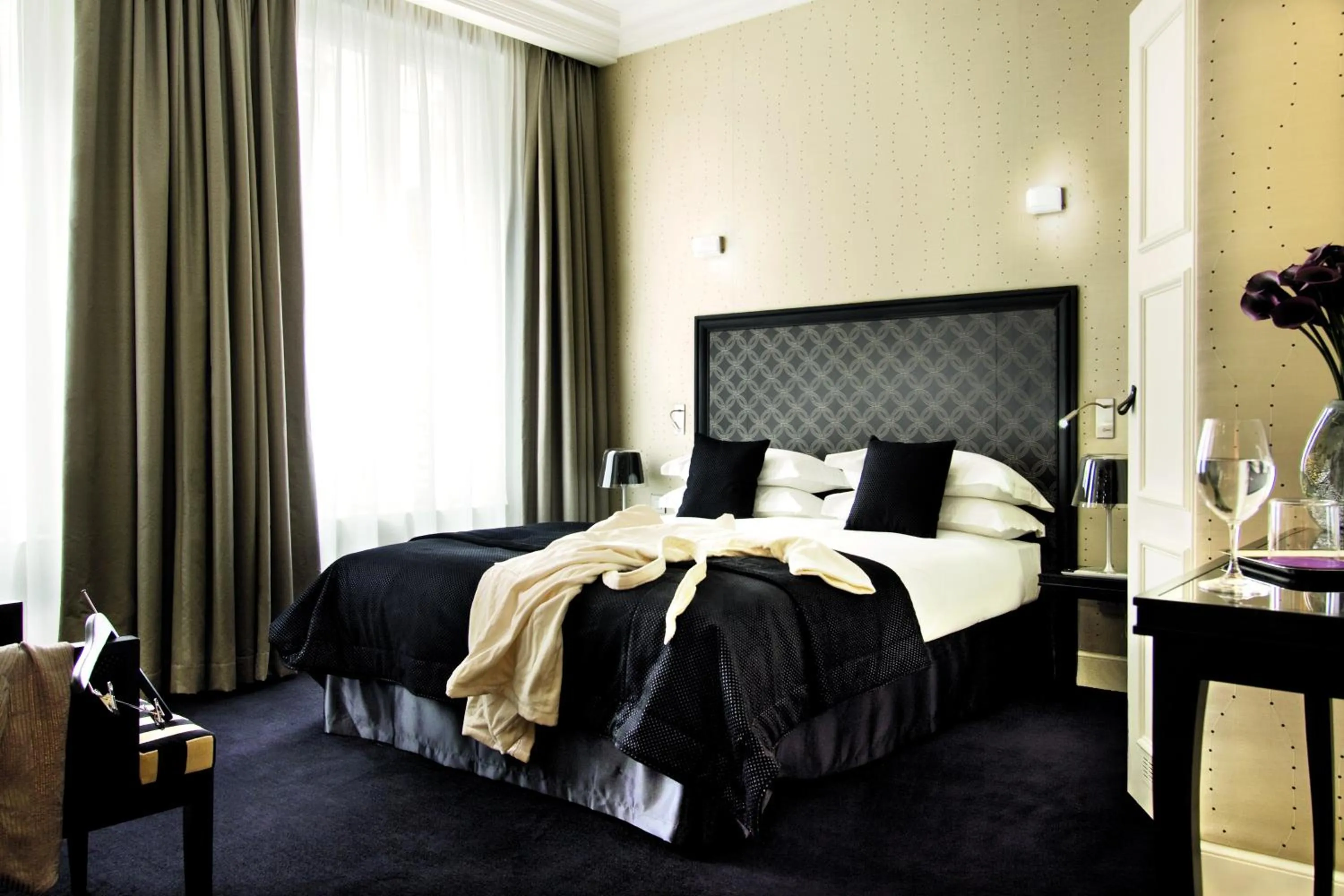 Day, Bed in Le Mathurin Hotel & Spa