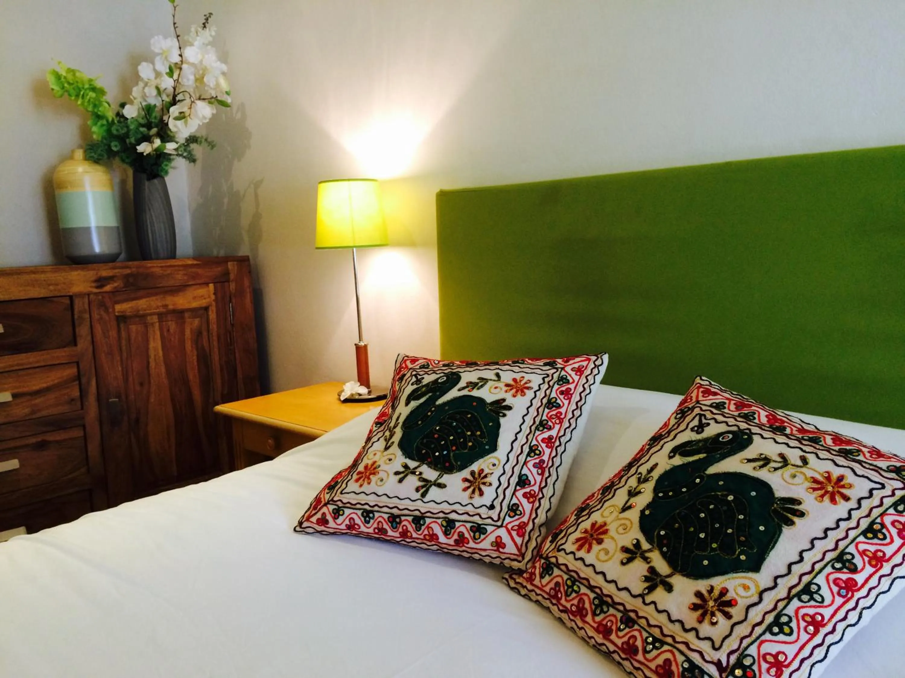 Bedroom, Bed in Case Nyala