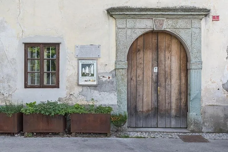 Property building in Hiša Linhart, Hotel & Restaurant