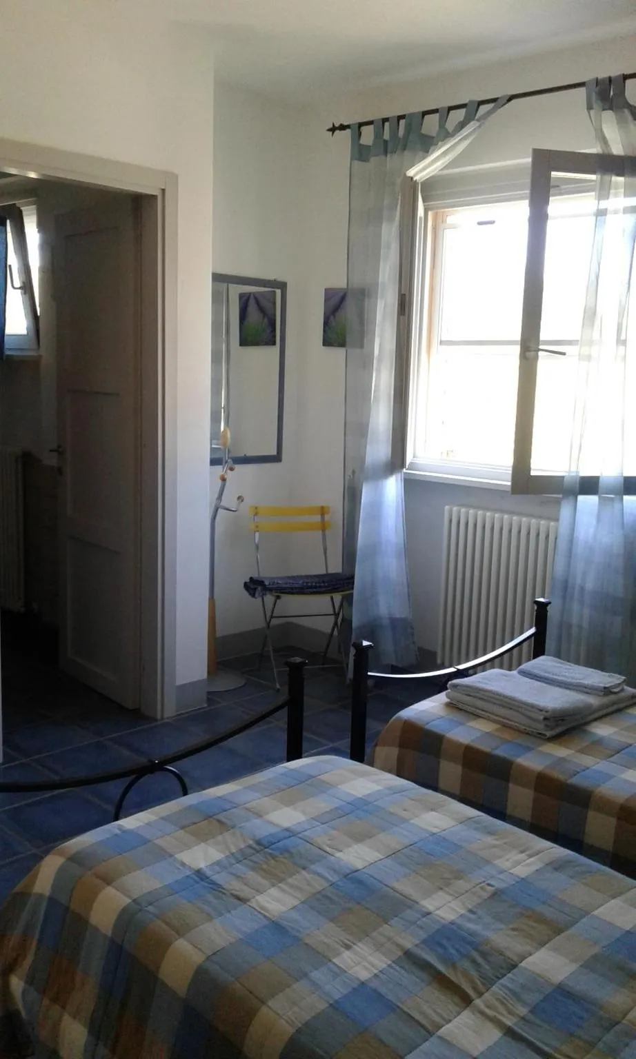 Photo of the whole room, Bed in La Villa