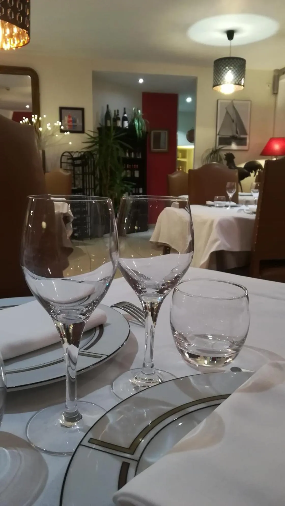 Restaurant/places to eat in Hôtel de Bretagne Dol centre ville - Hotel et Restaurant