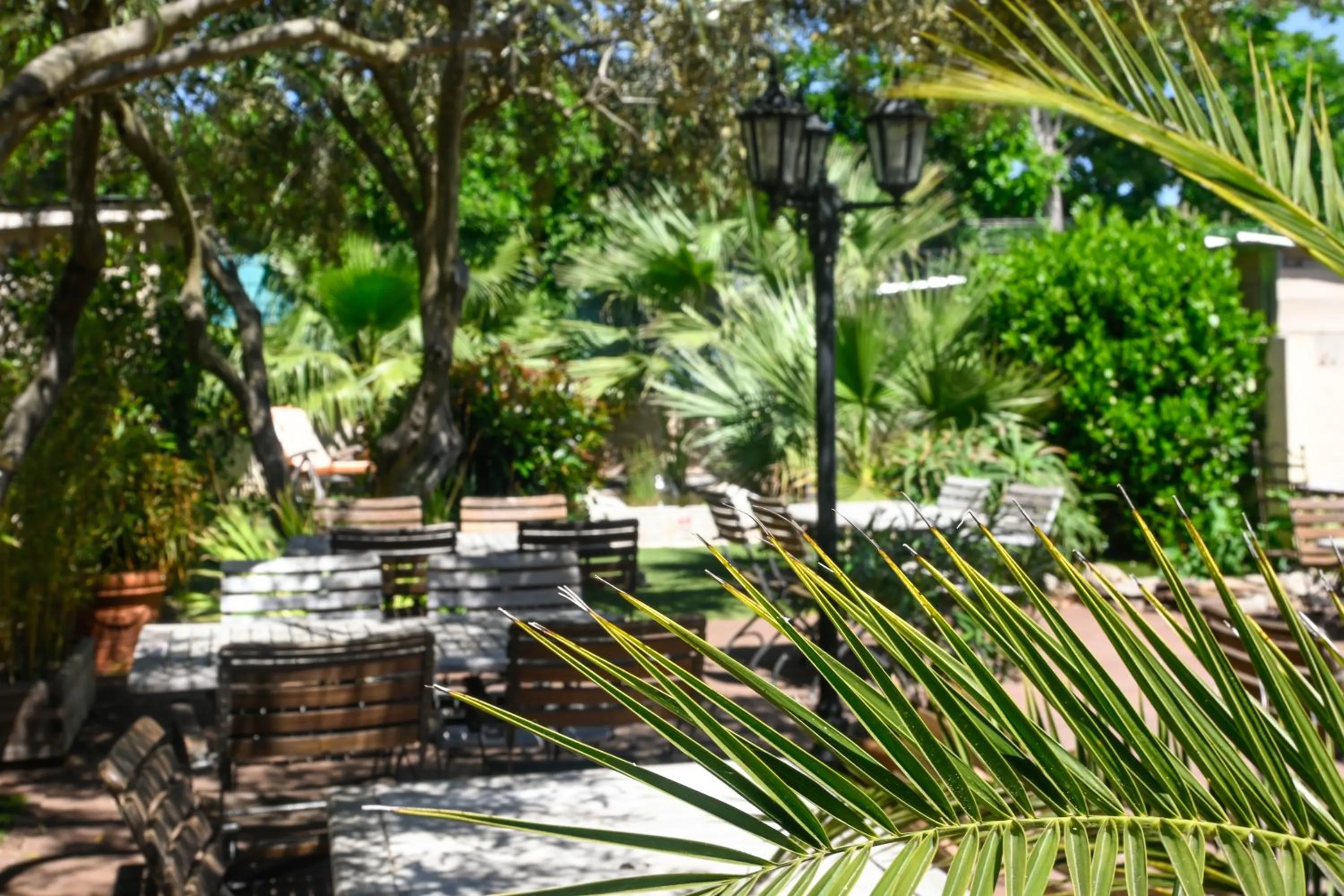 Patio in Hôtel & Spa La Villa