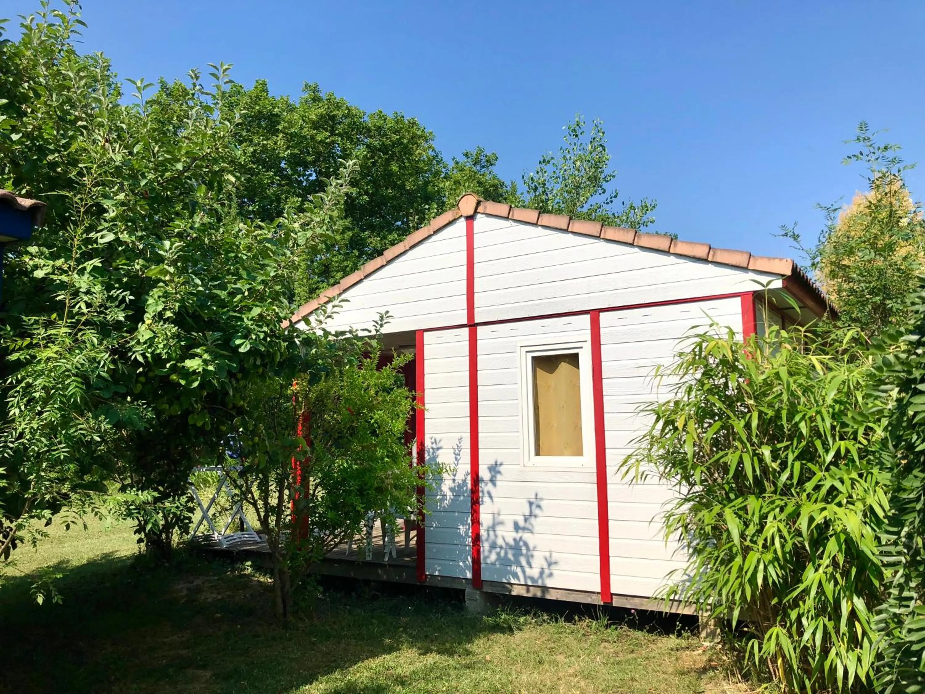 Day in Bungalows & Rooms - Gît'Ôstal