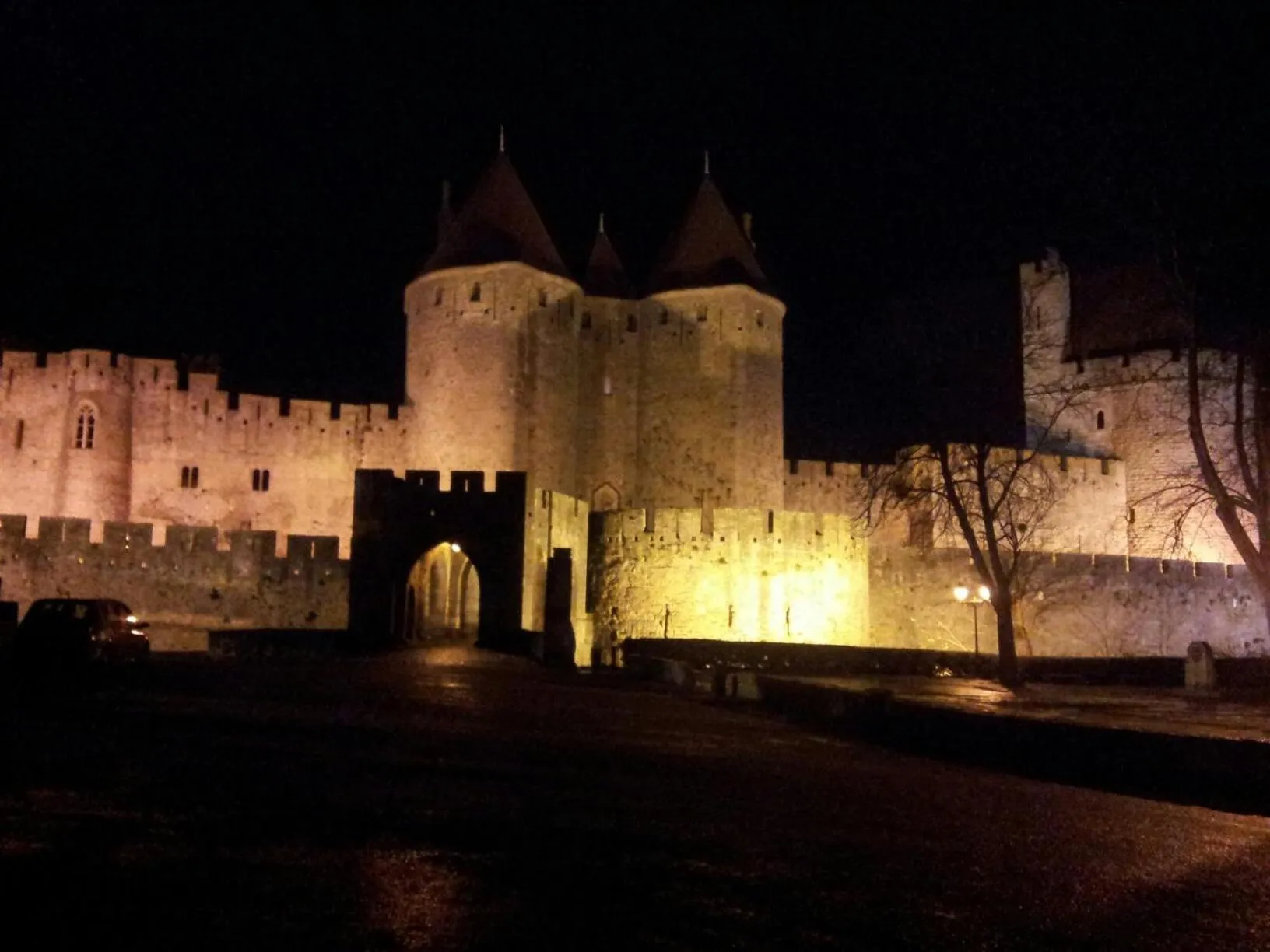 Property building in Bungalows & Rooms - Gît'Ôstal