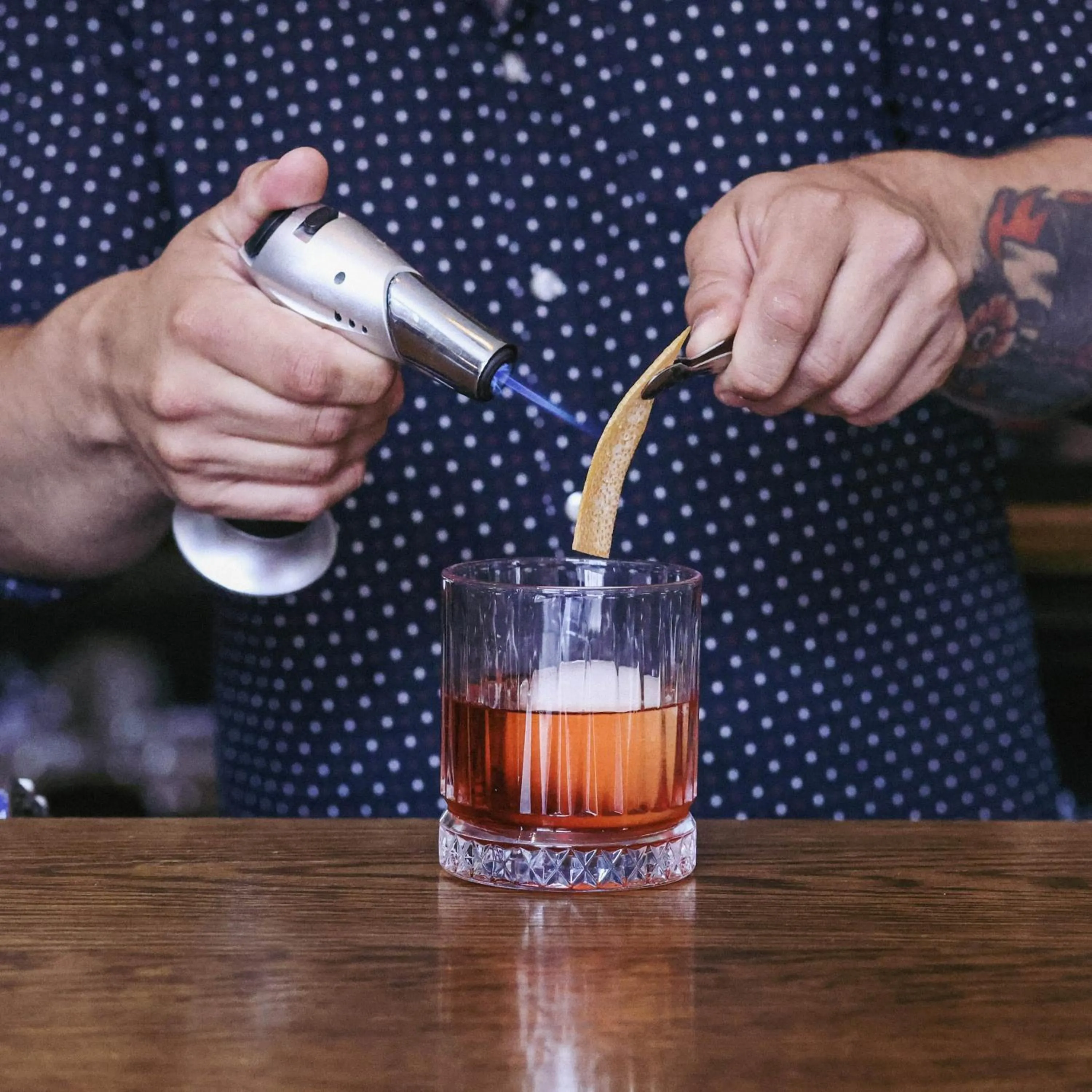 Drinks in The White Hart Hotel