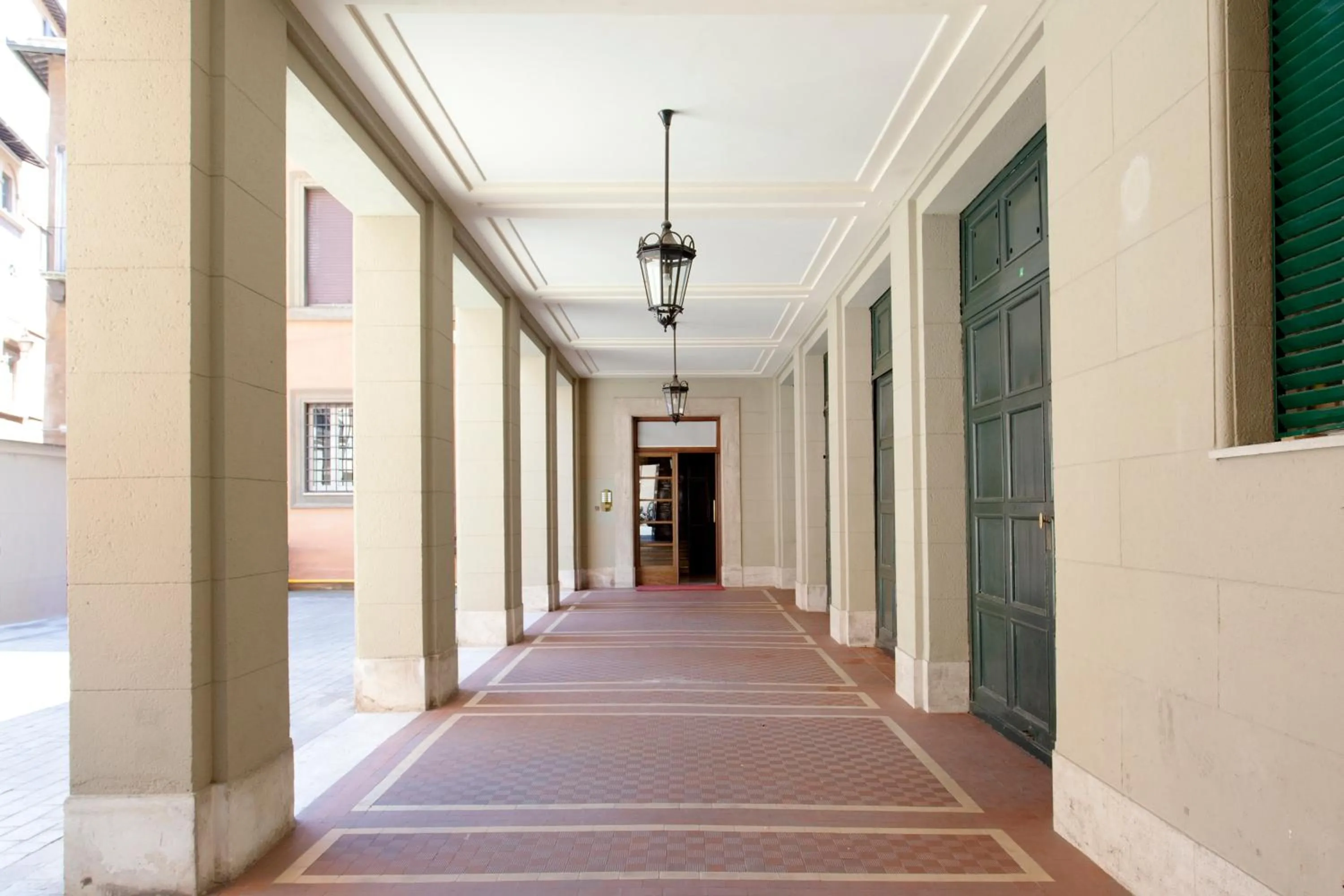 Facade/entrance in Secret Rhome