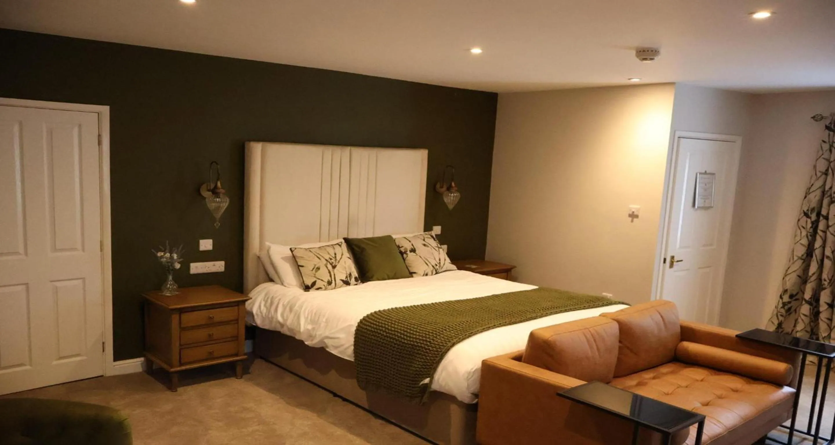 Bedroom, Bed in Best Western Plus West Retford Hotel