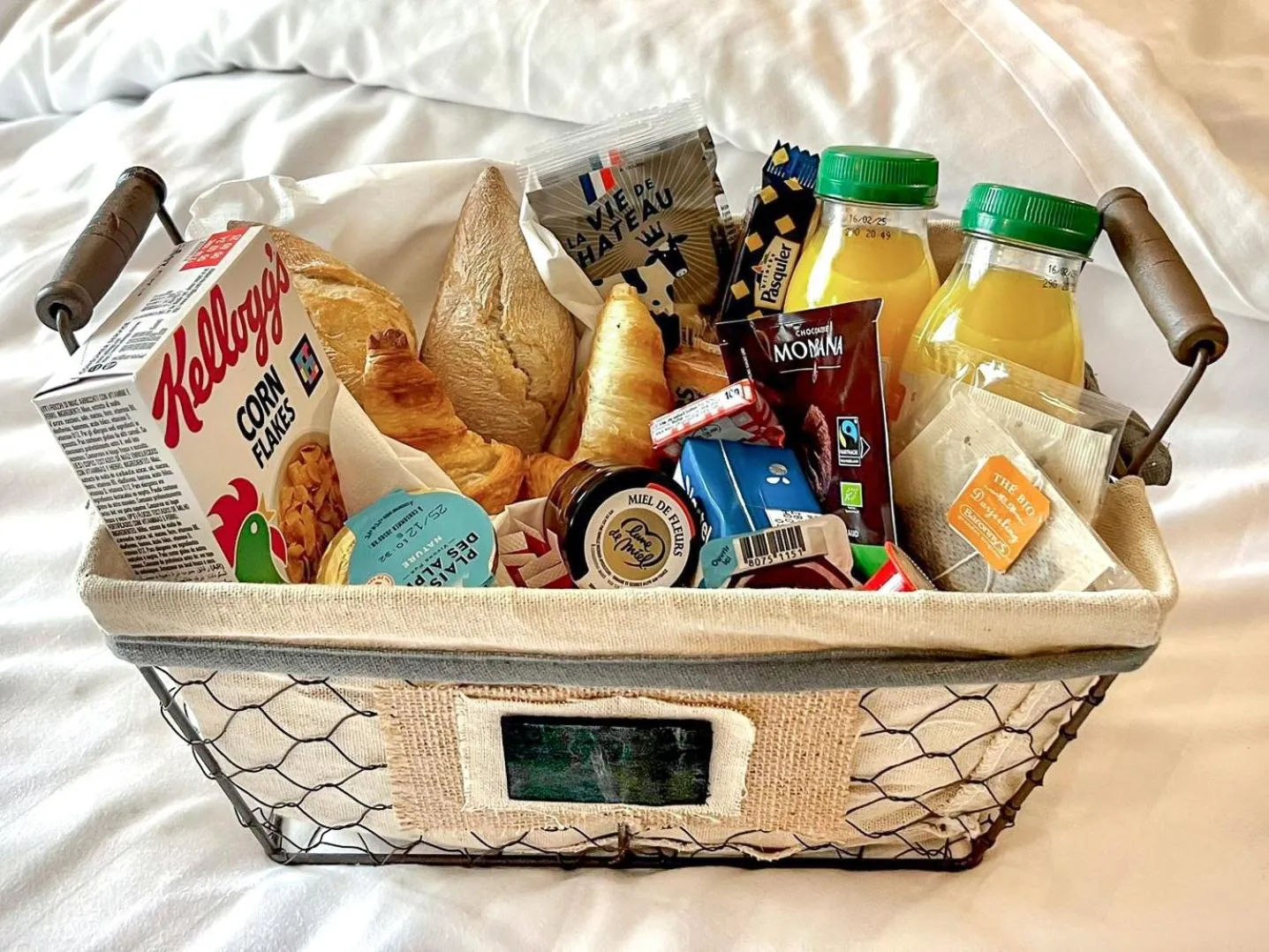 Continental breakfast in Hotel Aparthotel AMMI Nice Lafayette