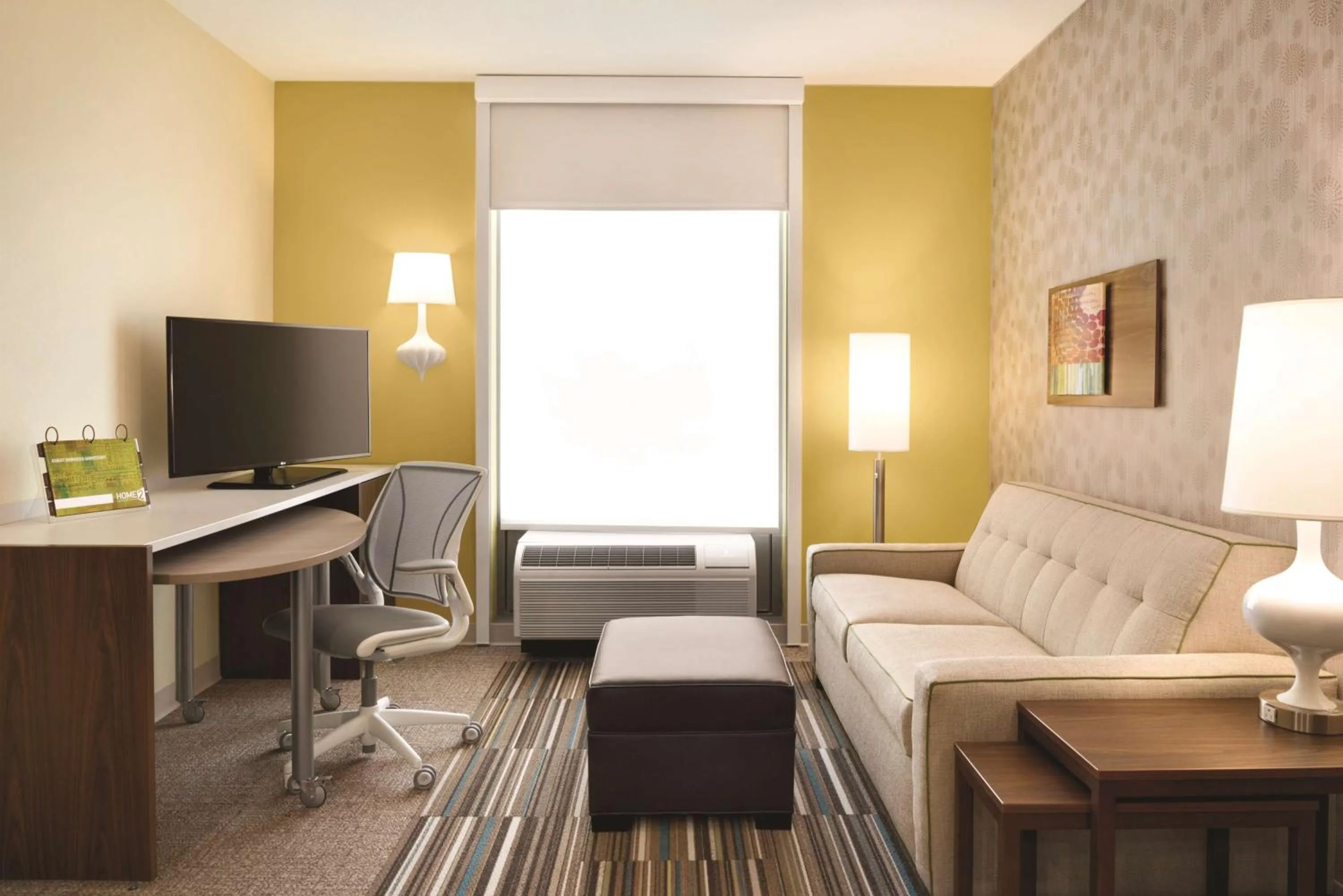 Bedroom in Home2 Suites By Hilton Columbus Dublin