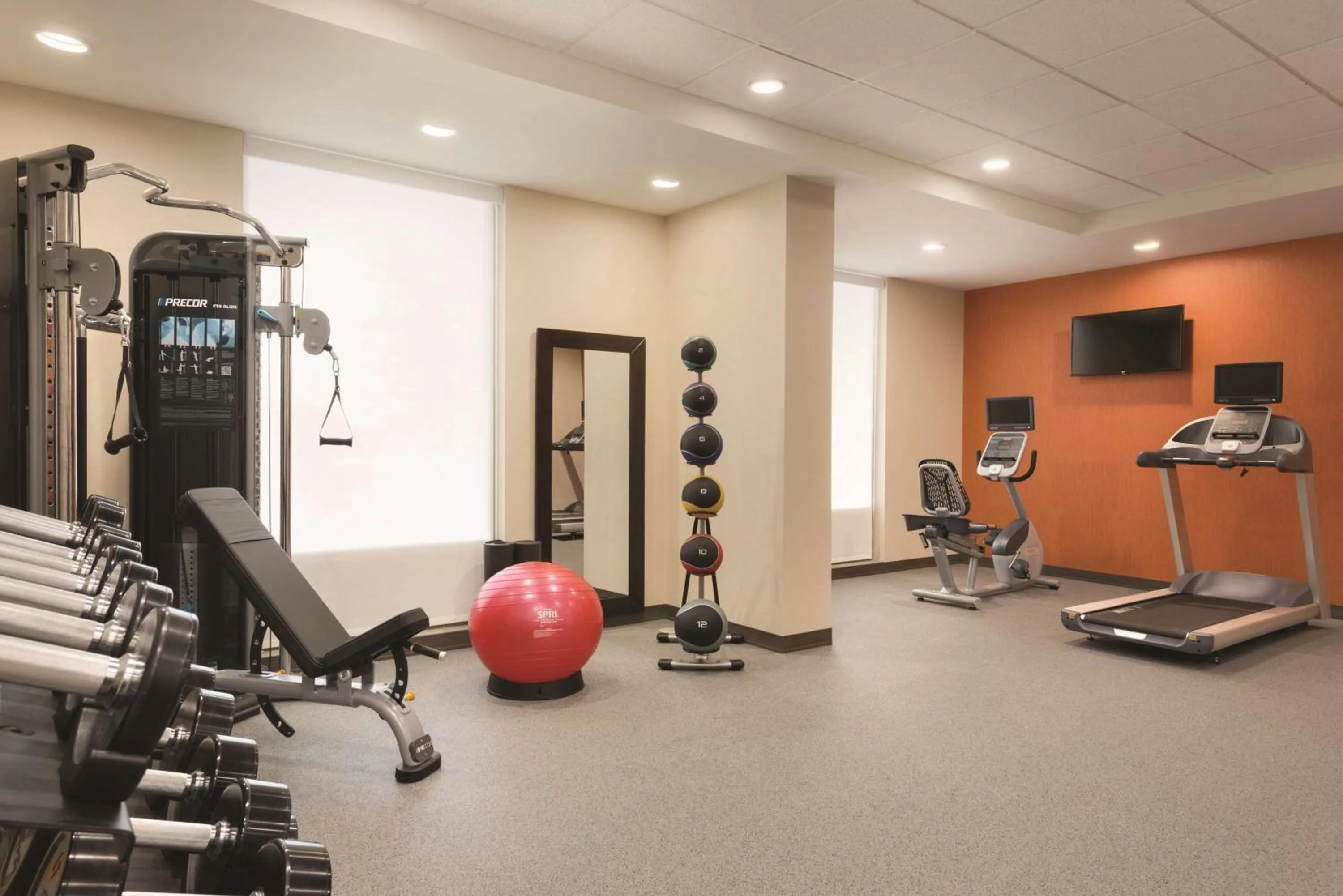 Fitness centre/facilities in Home2 Suites By Hilton Columbus Dublin