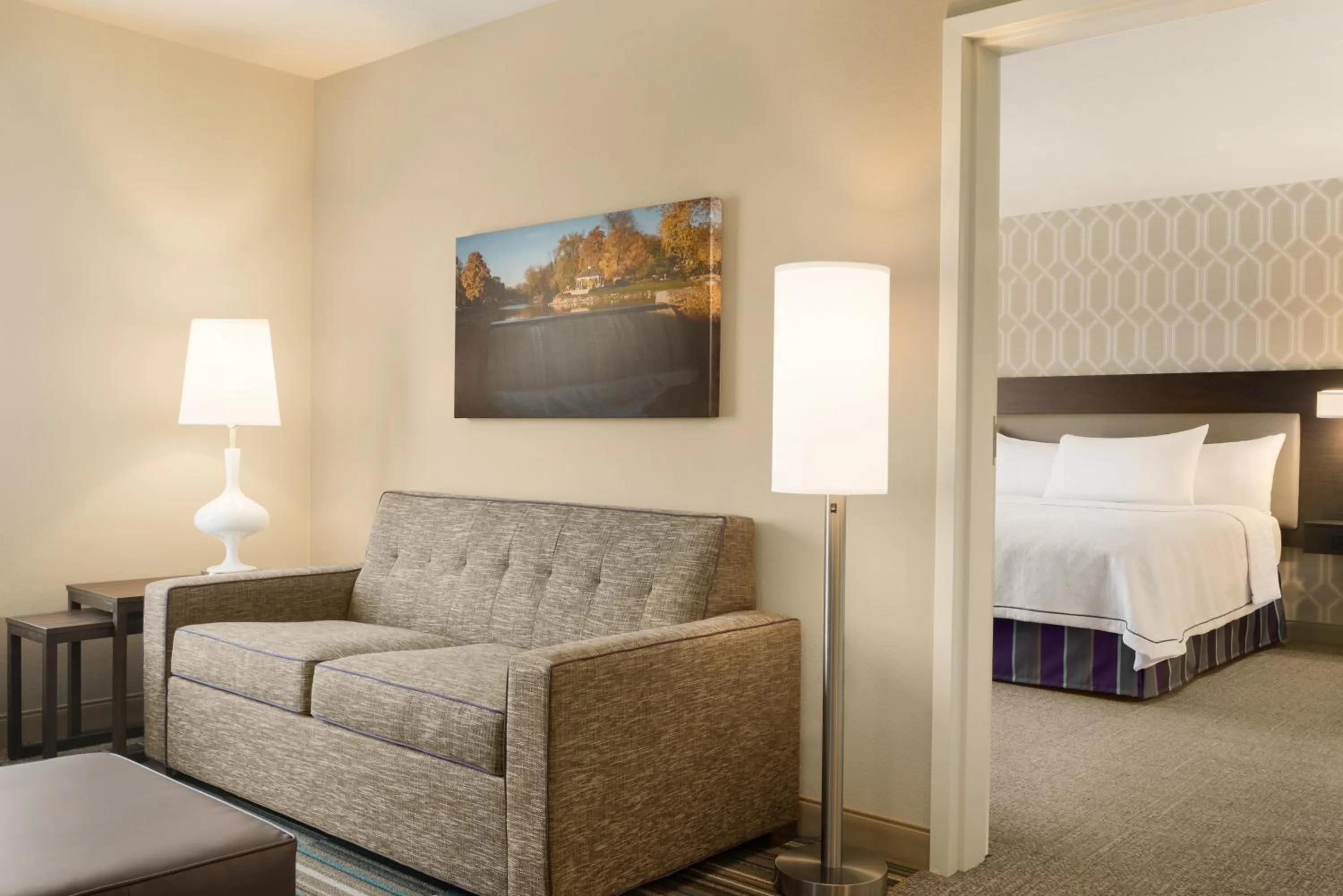 Bed in Home2 Suites By Hilton Menomonee Falls Milwaukee