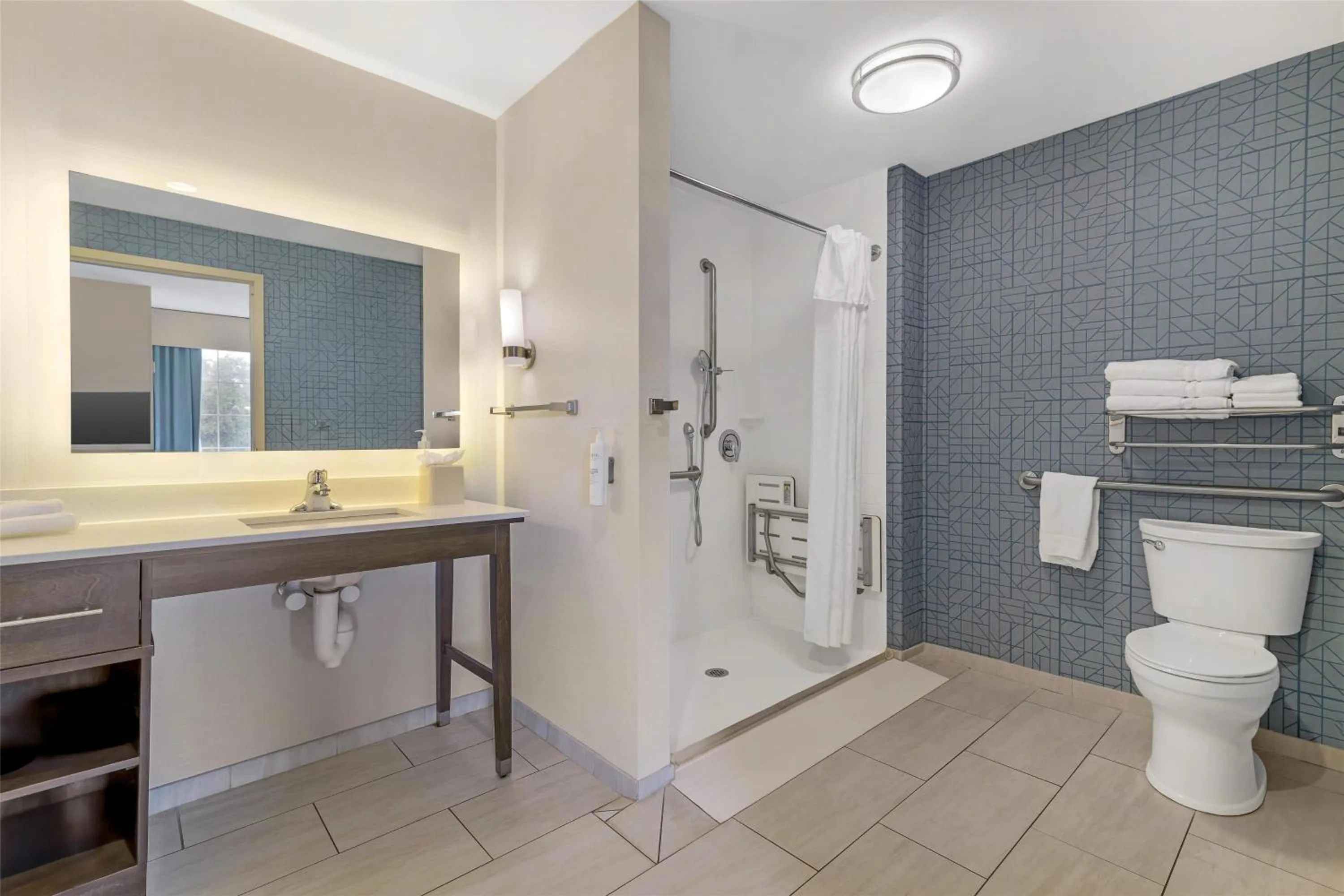 Bathroom in Homewood Suites By Hilton Schenectady
