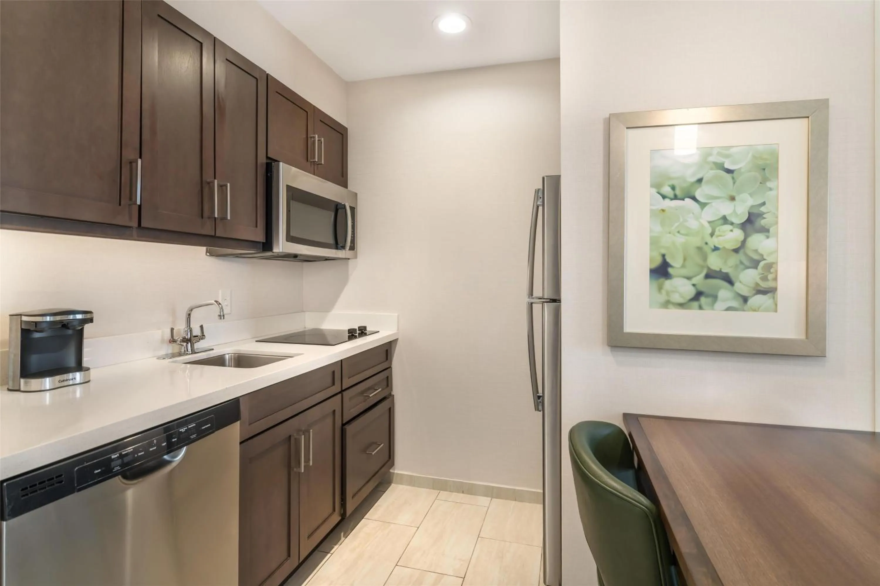 Kitchen or kitchenette in Homewood Suites By Hilton Schenectady
