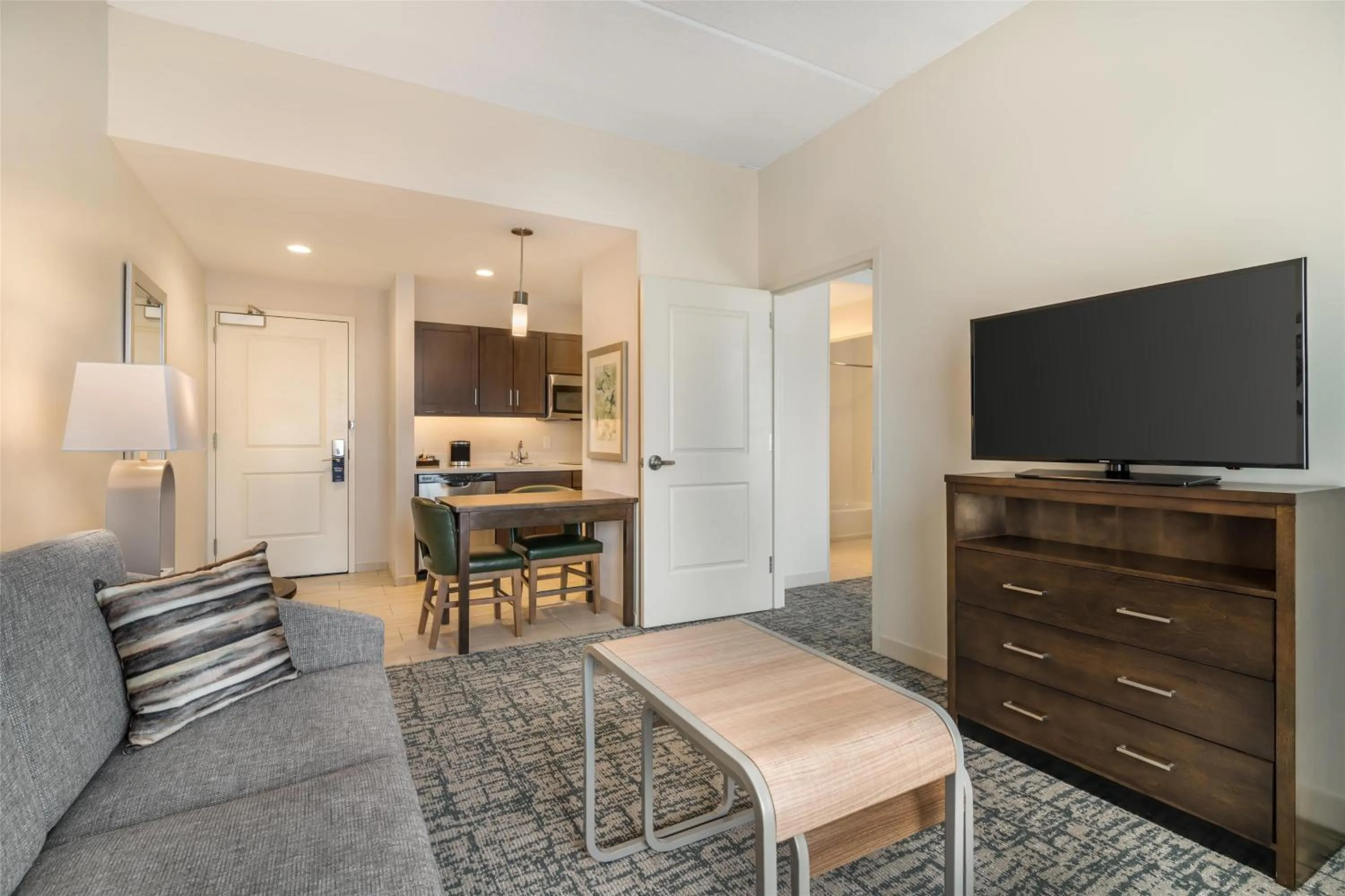 Living room in Homewood Suites By Hilton Schenectady