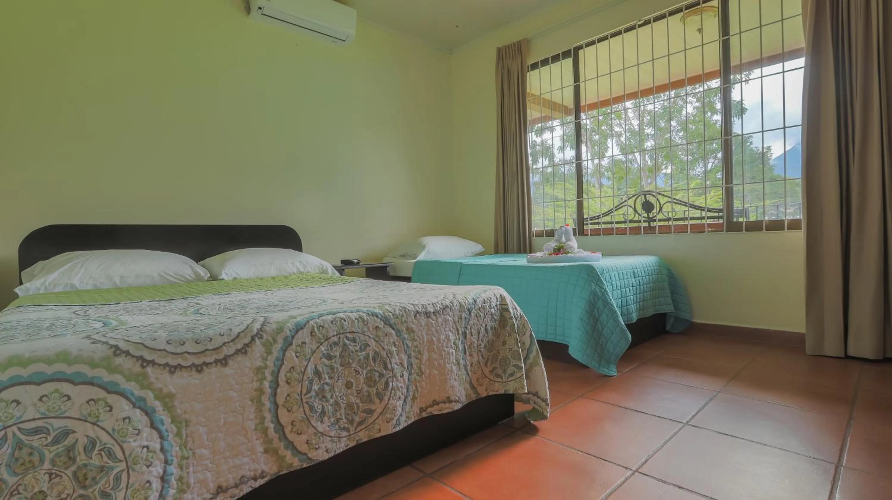 Bed in Condo's Vista Al Volcan