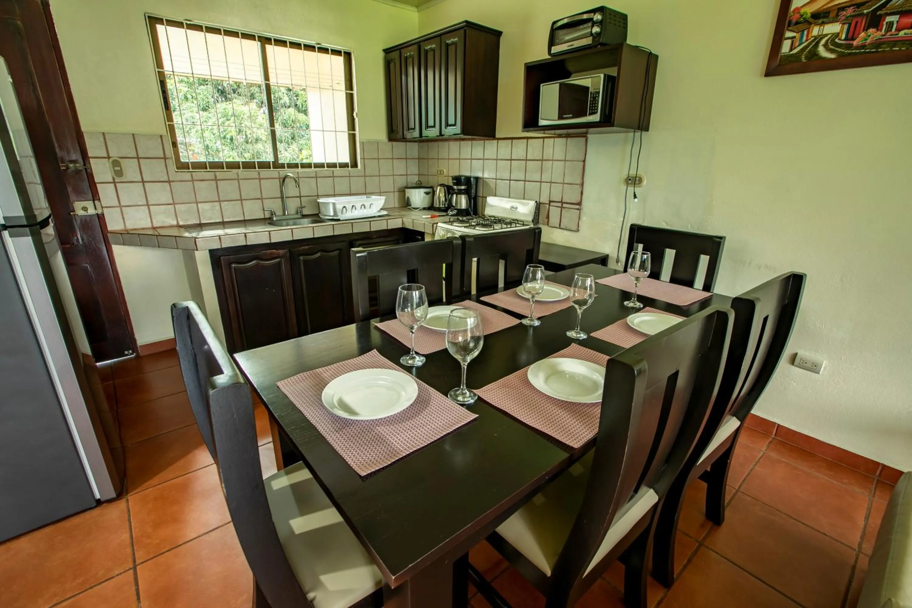 Dining area in Condo's Vista Al Volcan