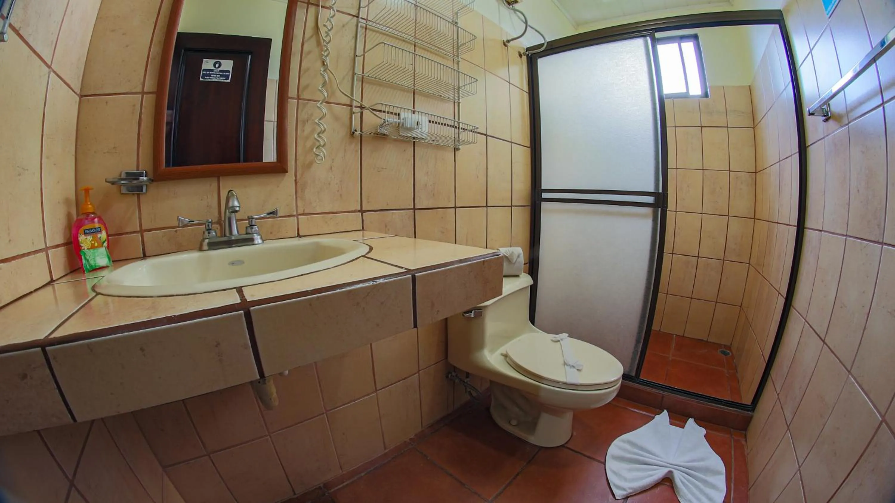 Bathroom in Condo's Vista Al Volcan
