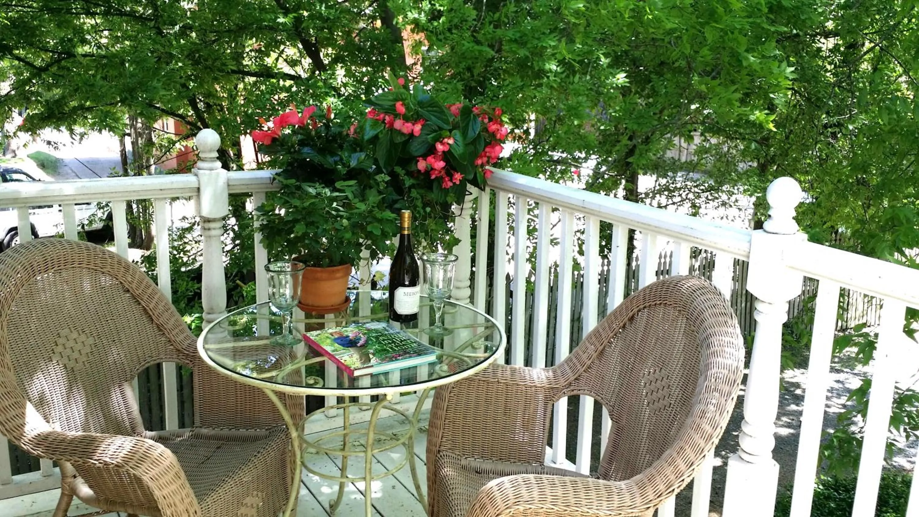 Balcony/Terrace in Rosemont B&B Cottages