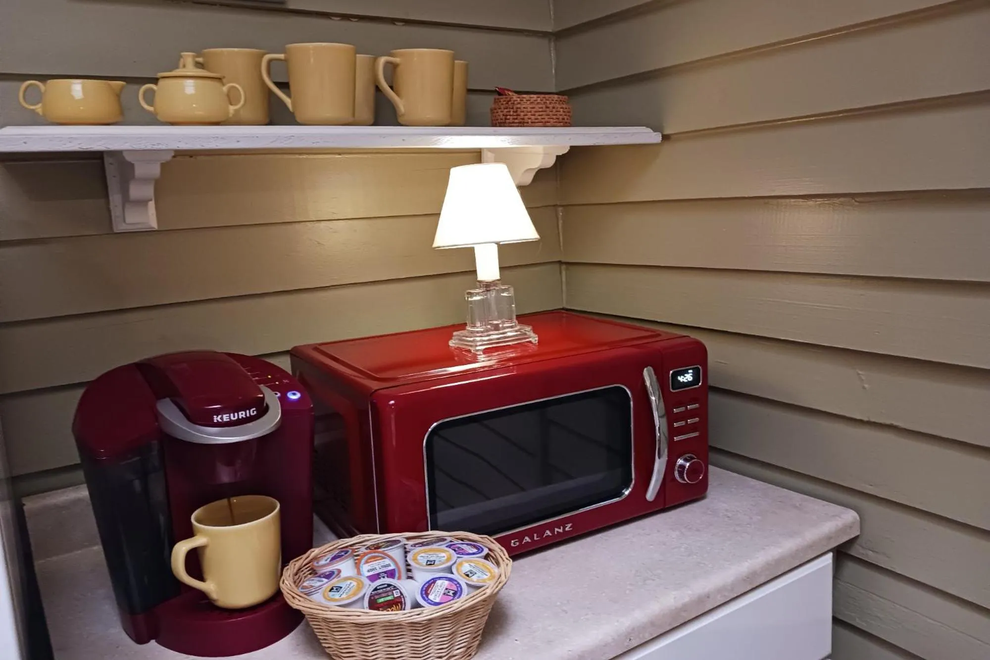 Coffee/tea facilities in Rosemont B&B Cottages
