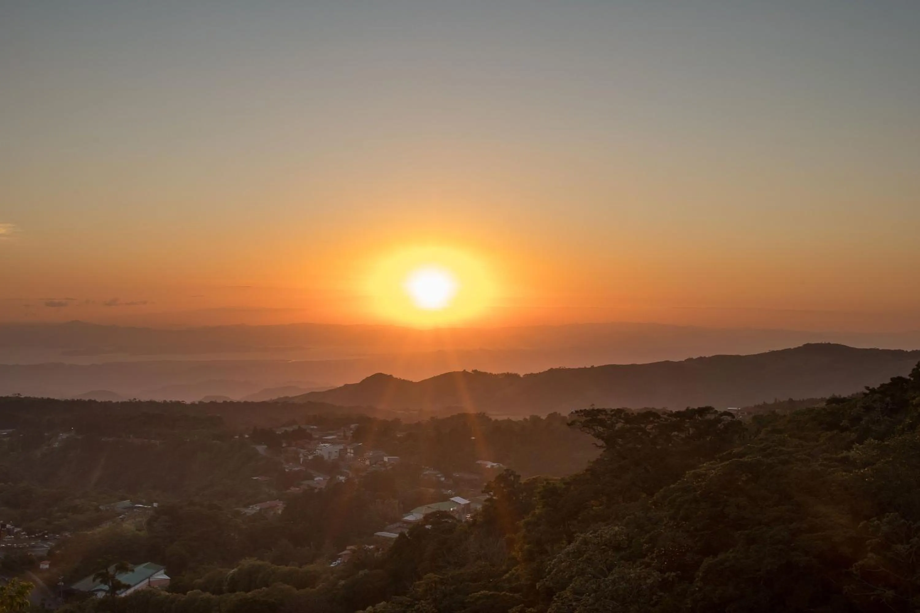 Property building in Hotel Flor de Bromelia