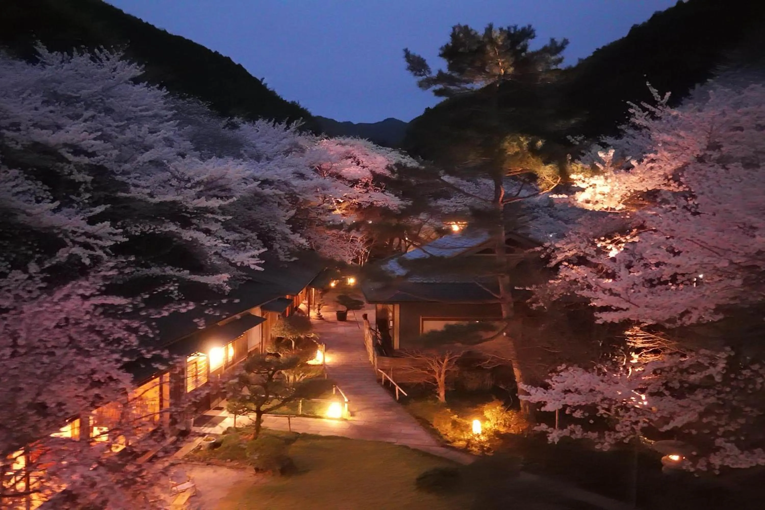 Property building in Oukai Villa Izumi