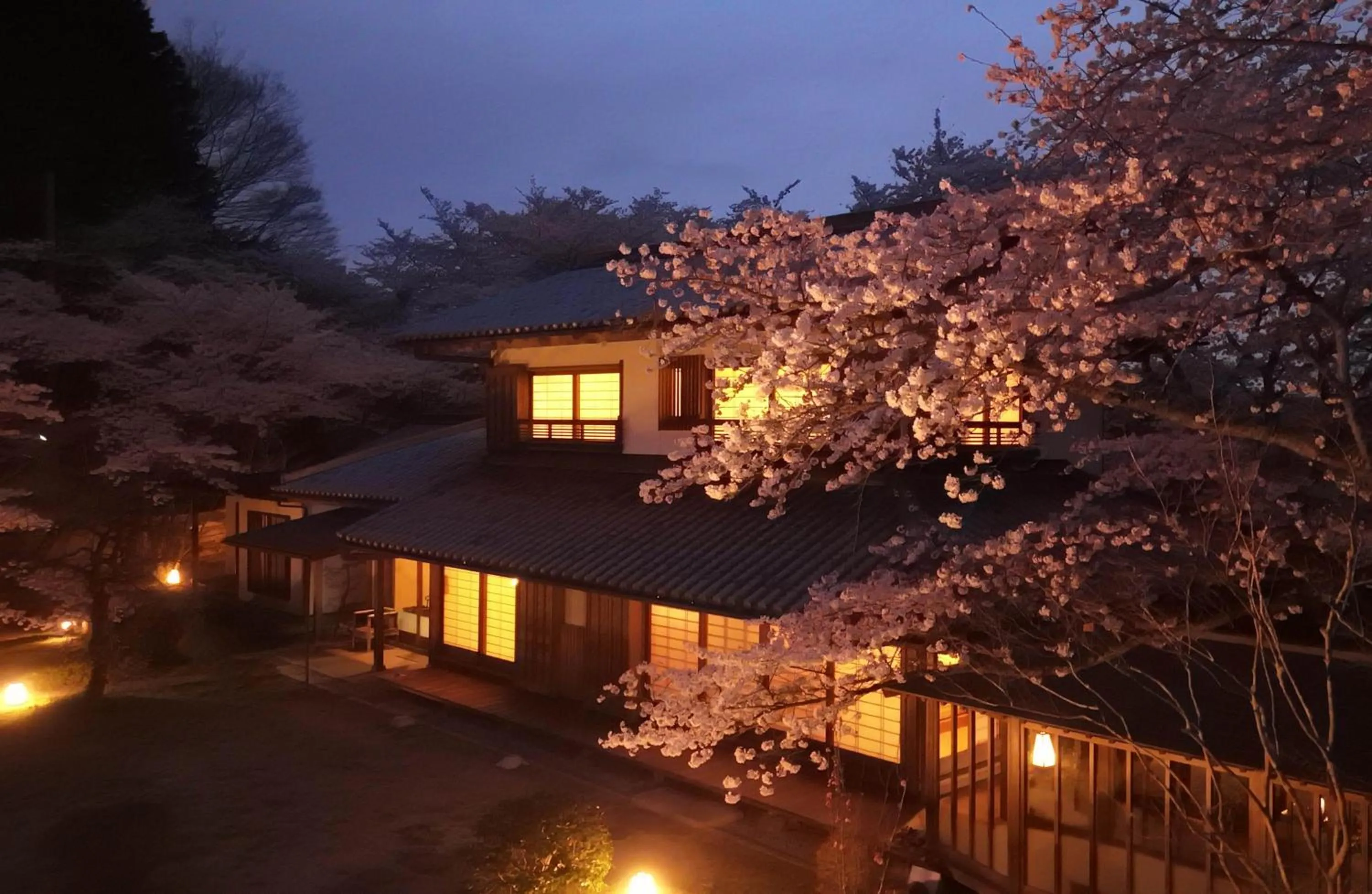 Property building in Oukai Villa Izumi