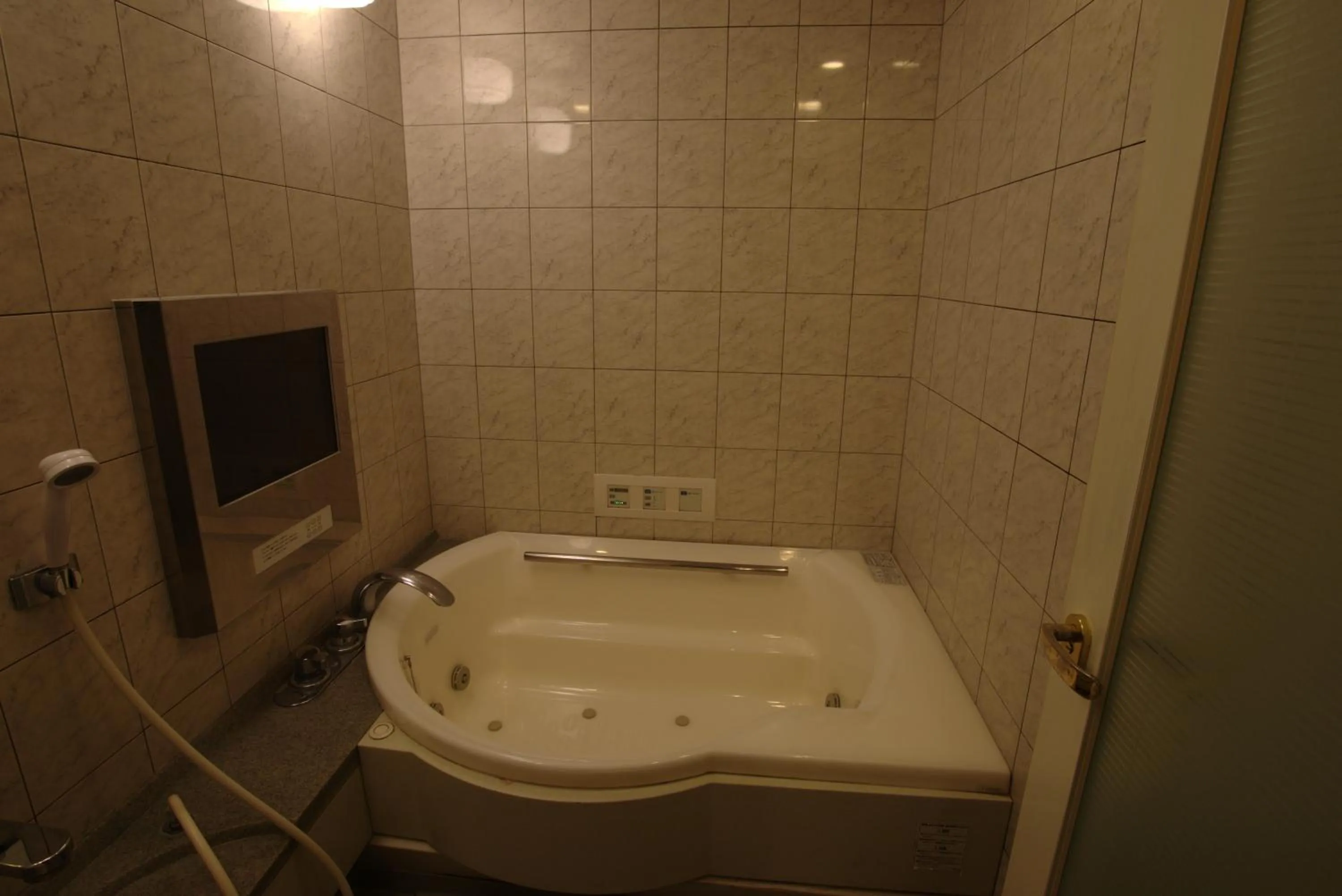 Hotel Allure (Adult Only)