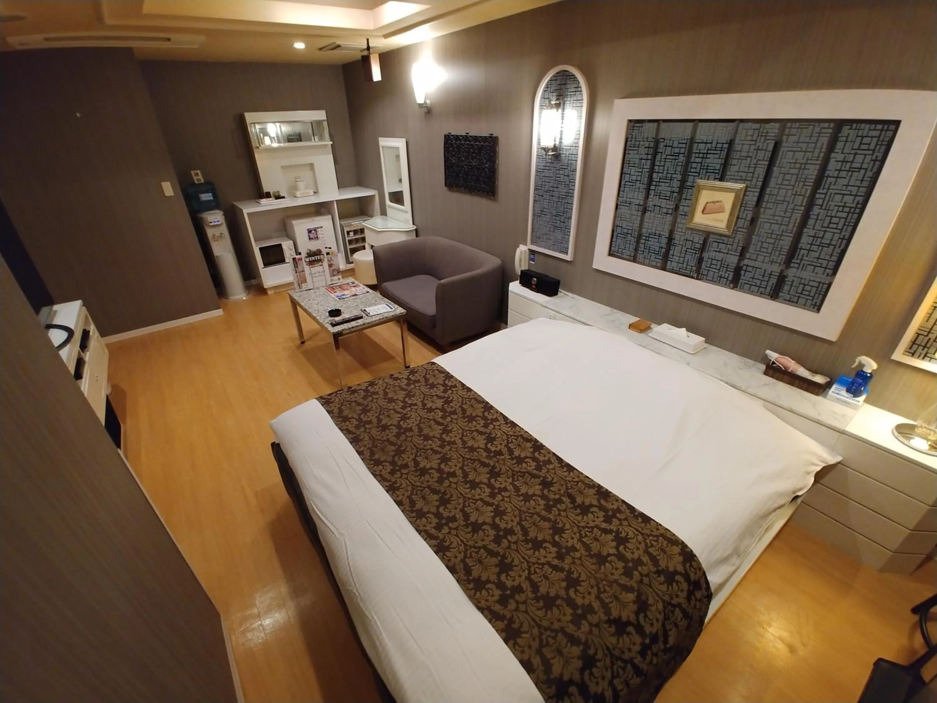 Hotel Allure (Adult Only)