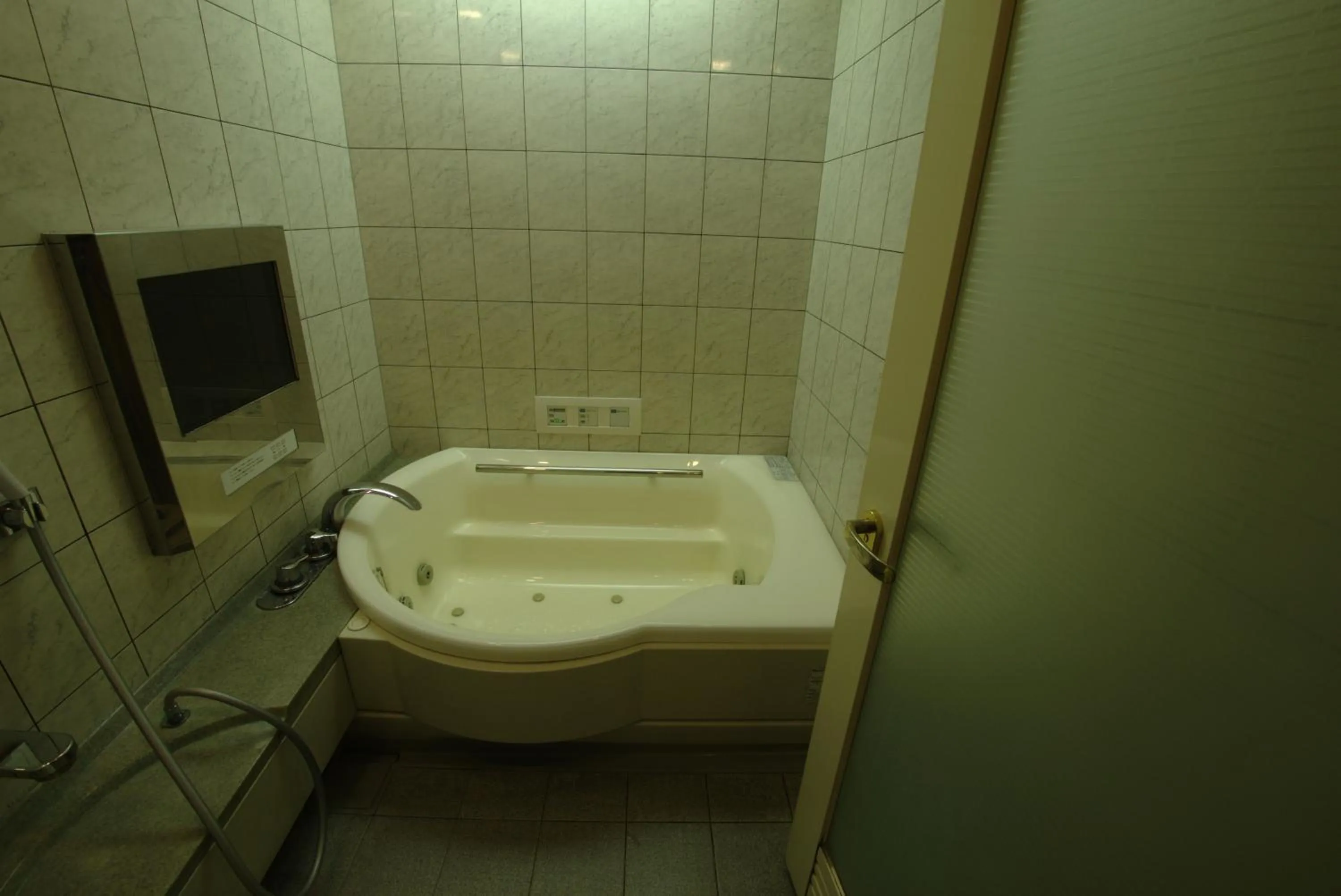 Hotel Allure (Adult Only)