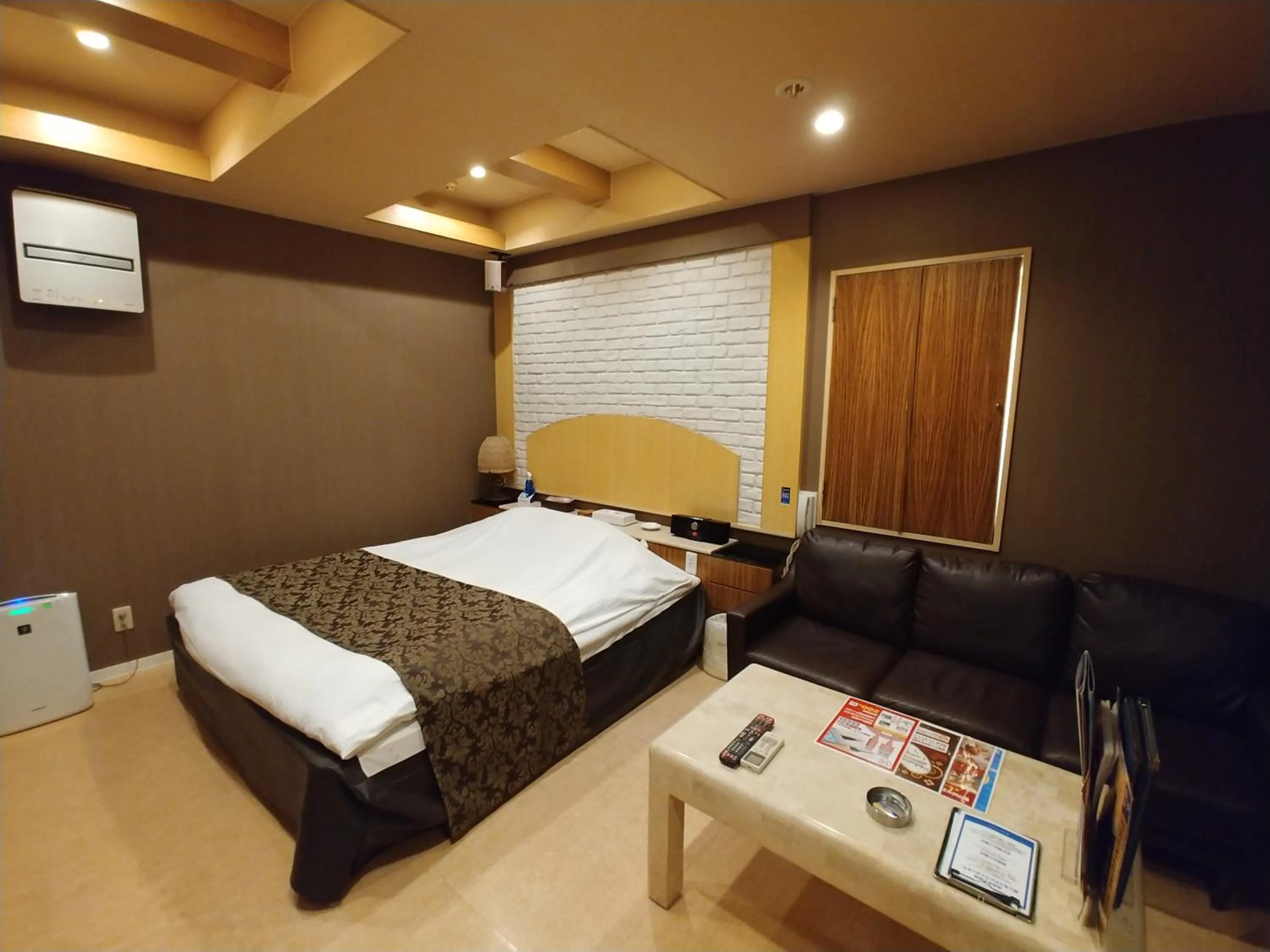 Hotel Allure (Adult Only)