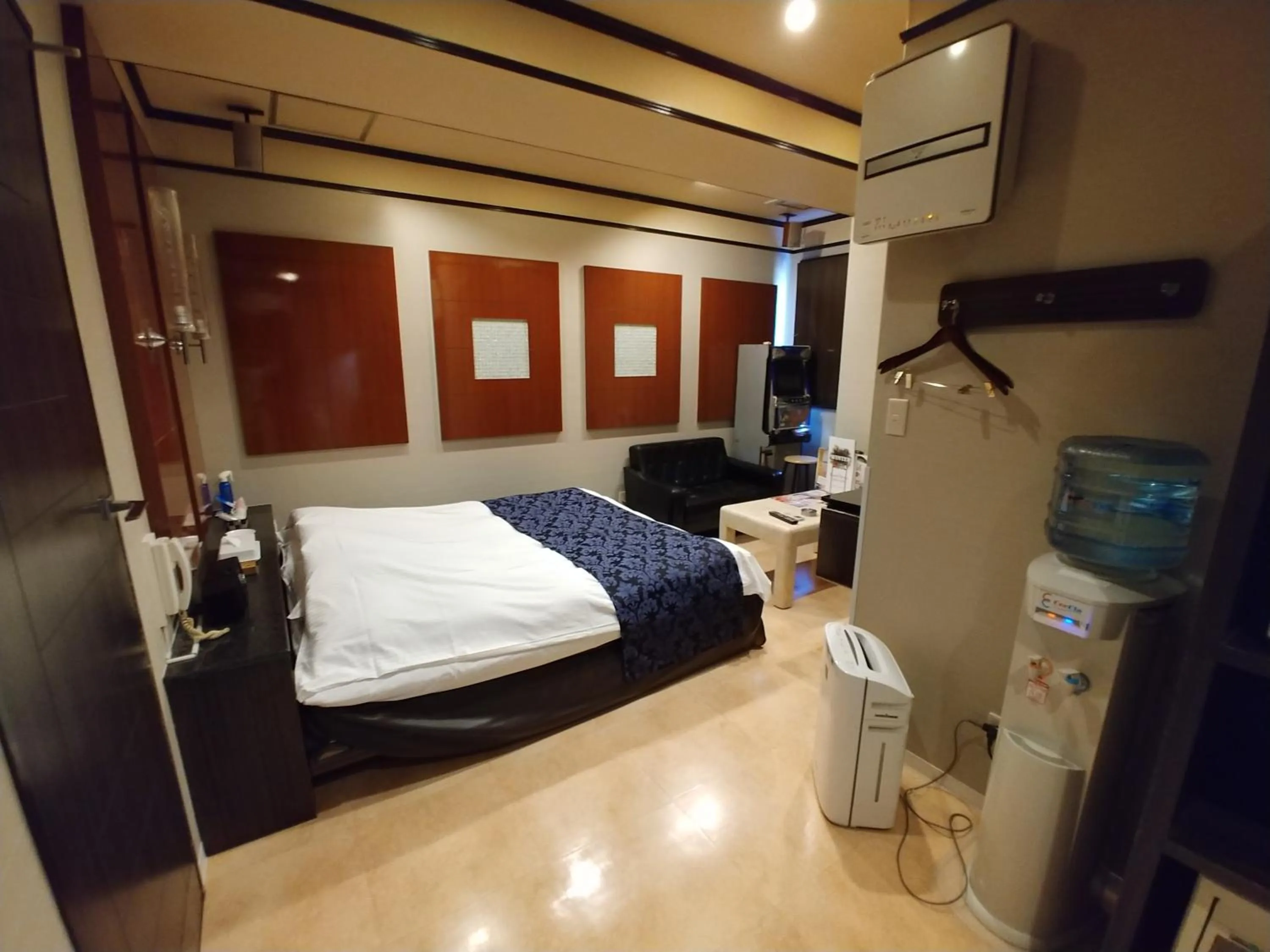 Hotel Allure (Adult Only)