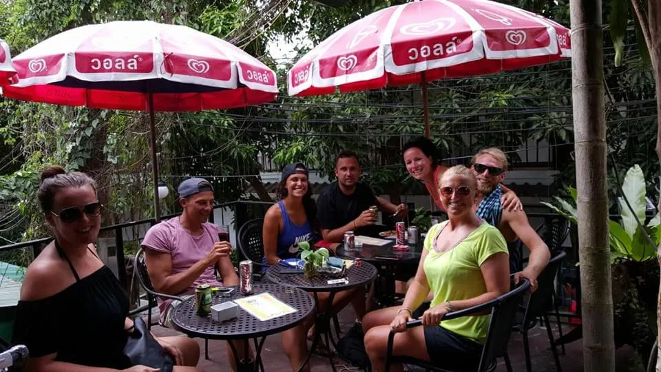 Restaurant/places to eat in Tropical Garden Bungalow