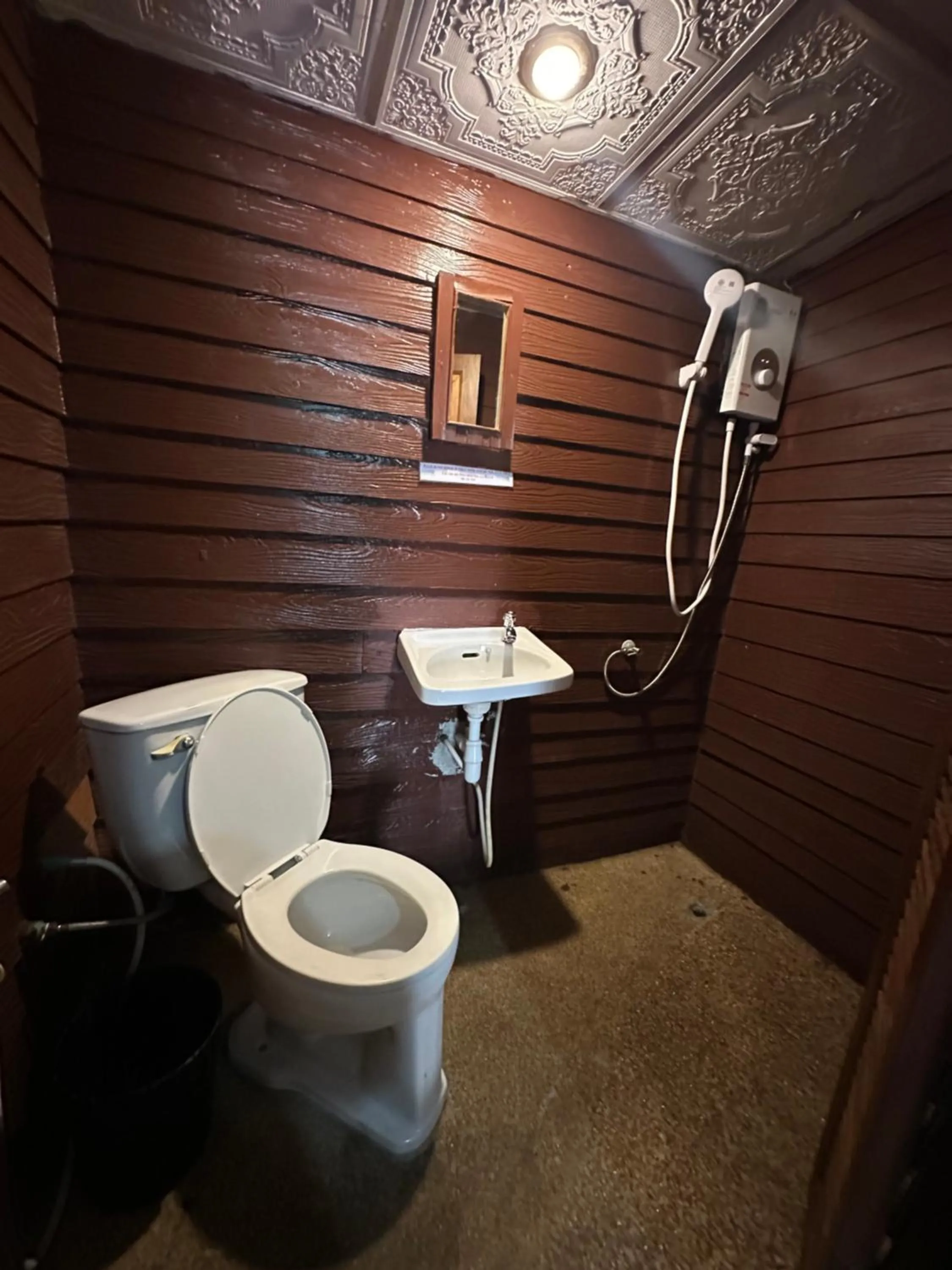 Tropical Garden Bungalow