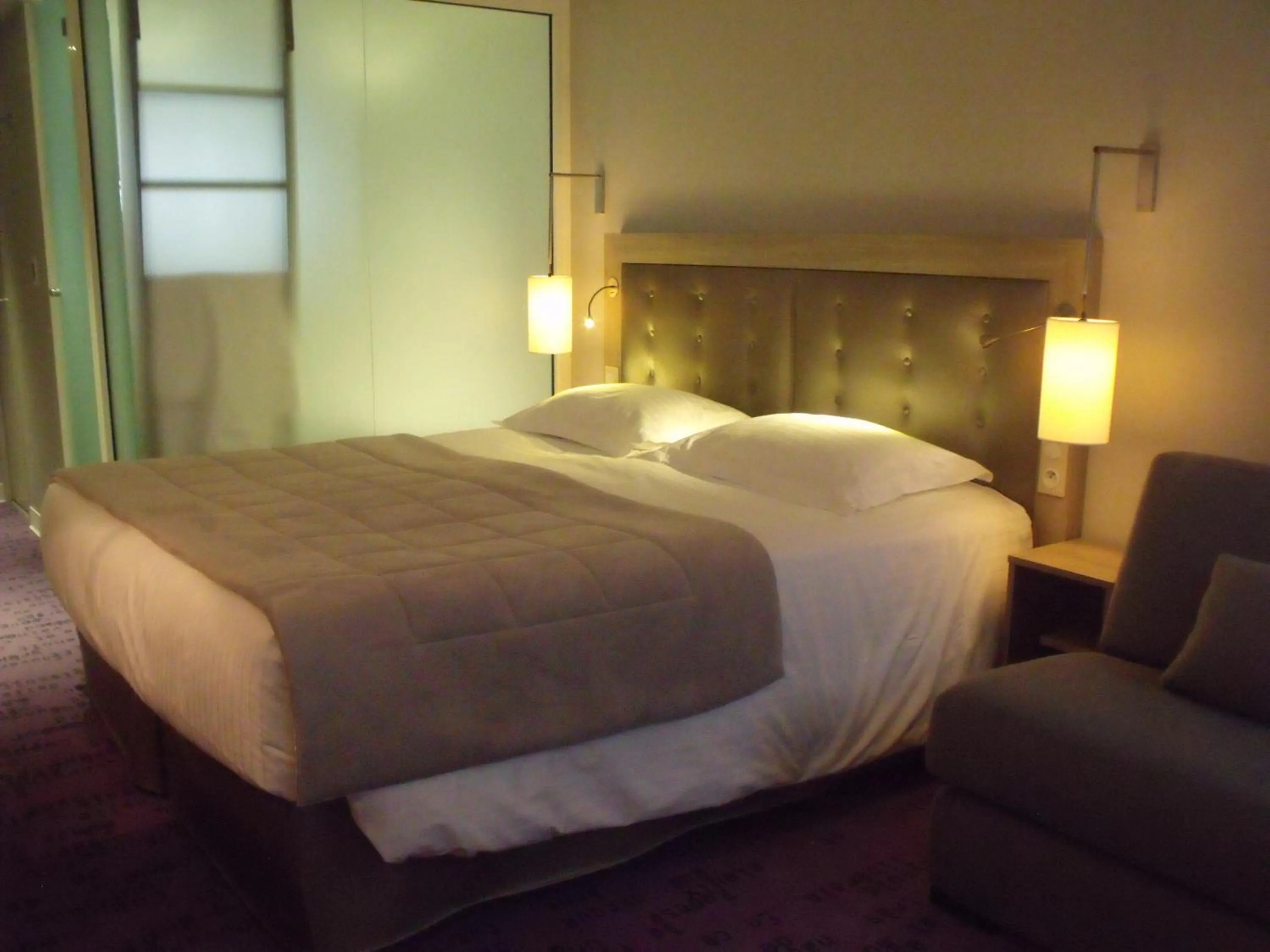 Triple Room in Hôtel Anne De Bretagne