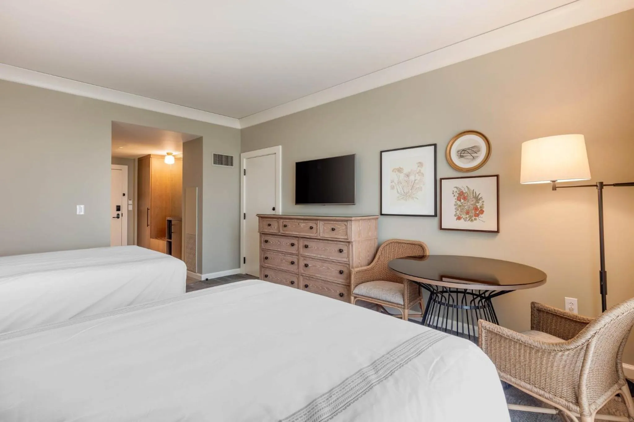 Photo of the whole room, Bed in Omni Barton Creek Resort and Spa Austin