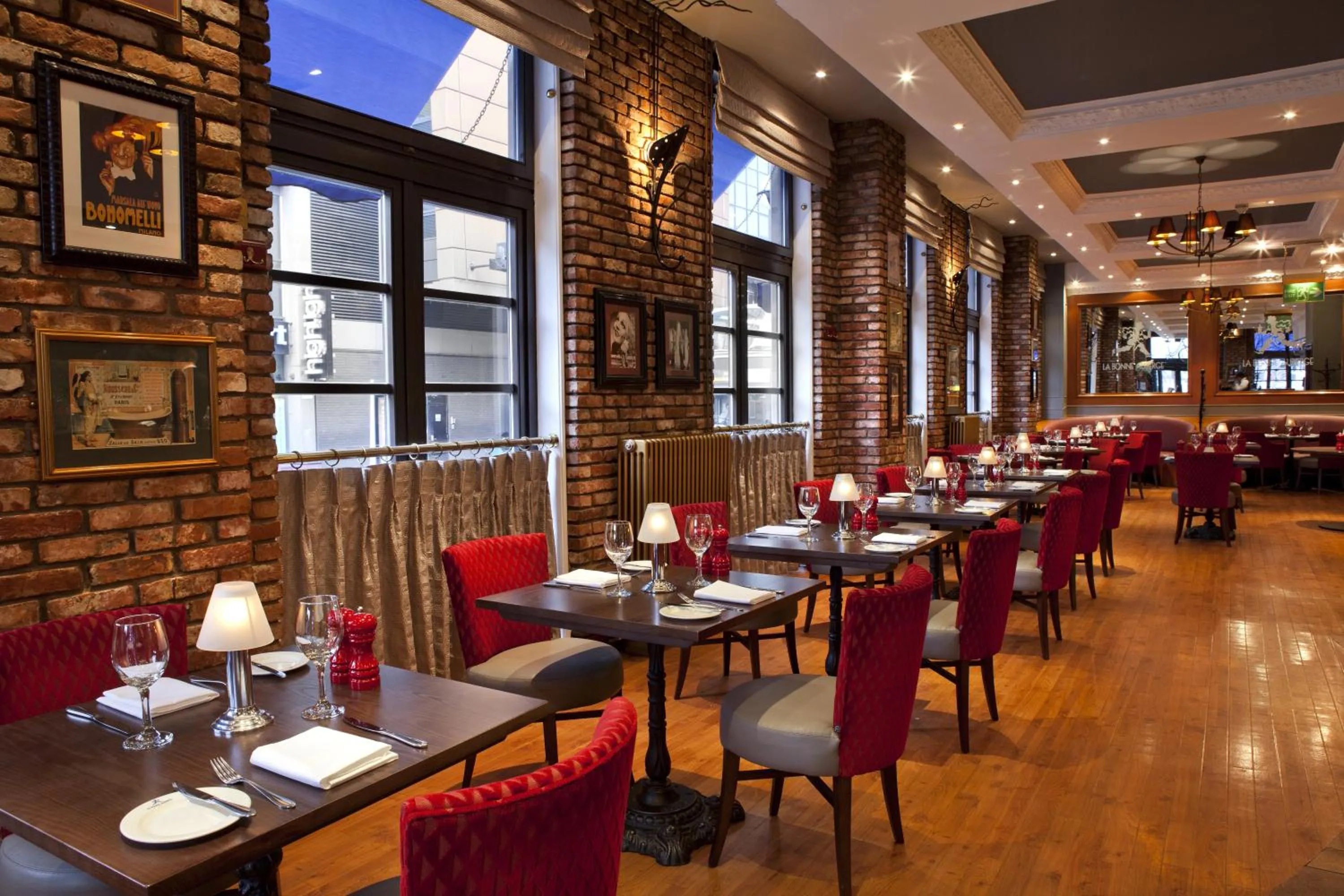 Restaurant/places to eat in Holiday Inn - Glasgow - City Ctr Theatreland by IHG