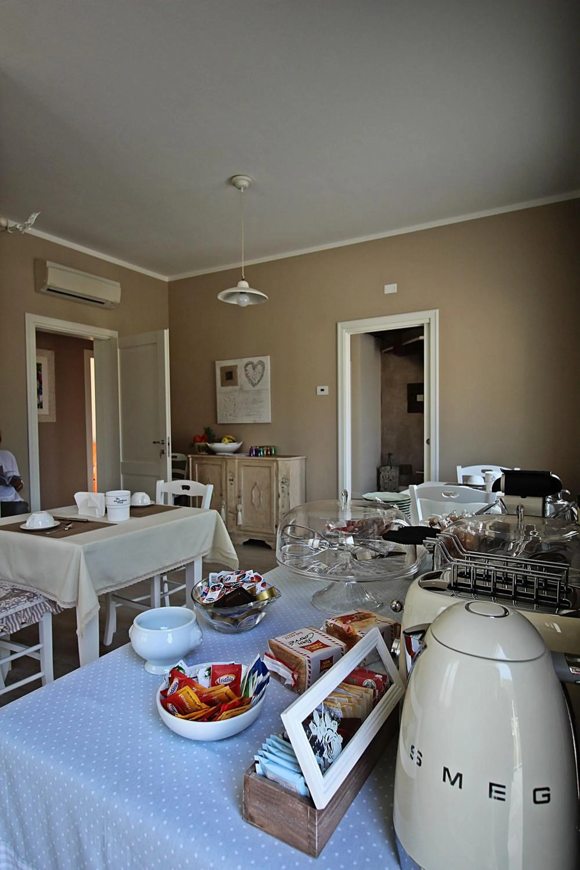 Coffee/tea facilities in B&B La Fiaba